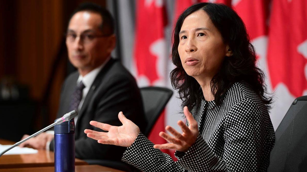 اخبار-کانادا-رئیس-ارشد-بهداشت-و-پزشکی-کانادا-تنها-راه-غلبه-بر-کرونا-و-زمان-احتمالی-آنرا-اعلان-کرد