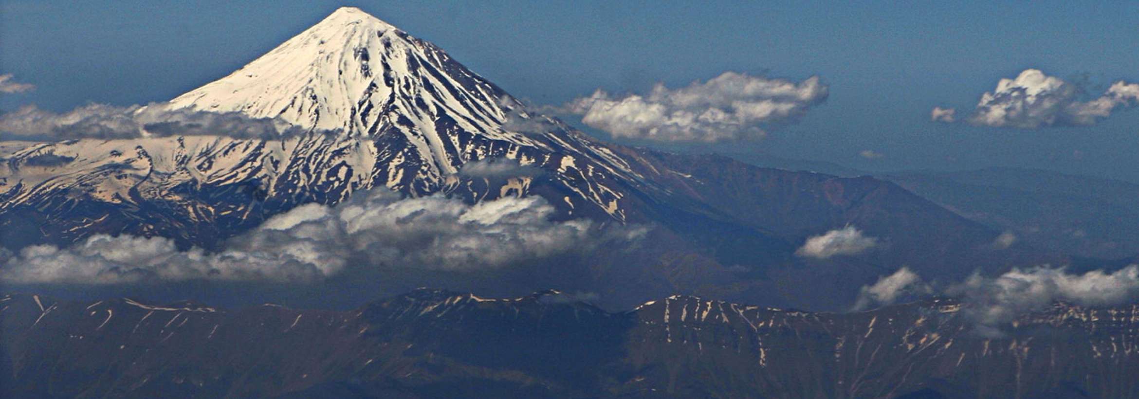 دماوند؛ برفراز ابرها