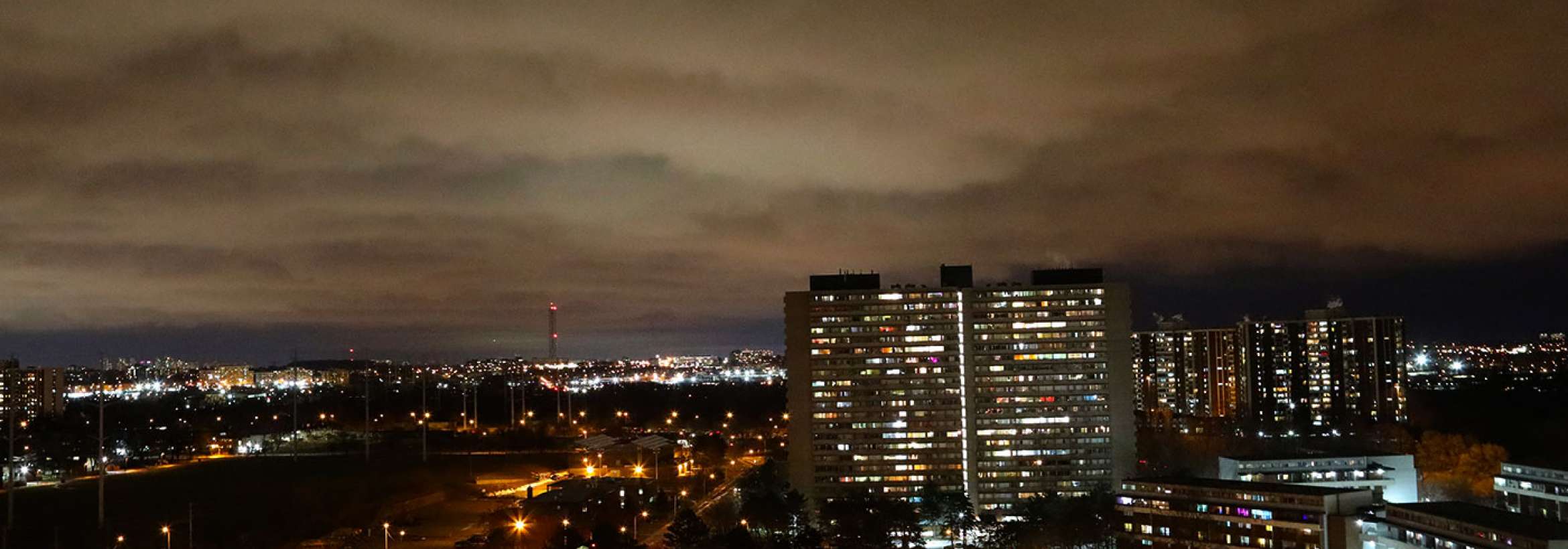 ابرها در شب