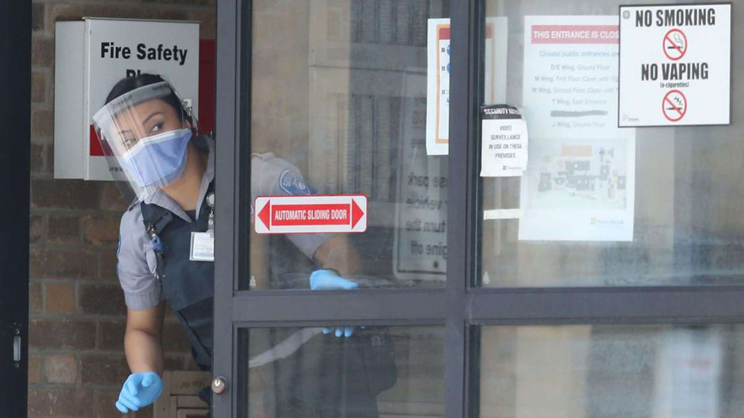 اخبار-تورنتو-اعلان-وضعیت-شیوع-کرونا-در-۳-بیمارستان-تورنتویی-و-افزایش-موارد-ابتلا-مدرسه-ای