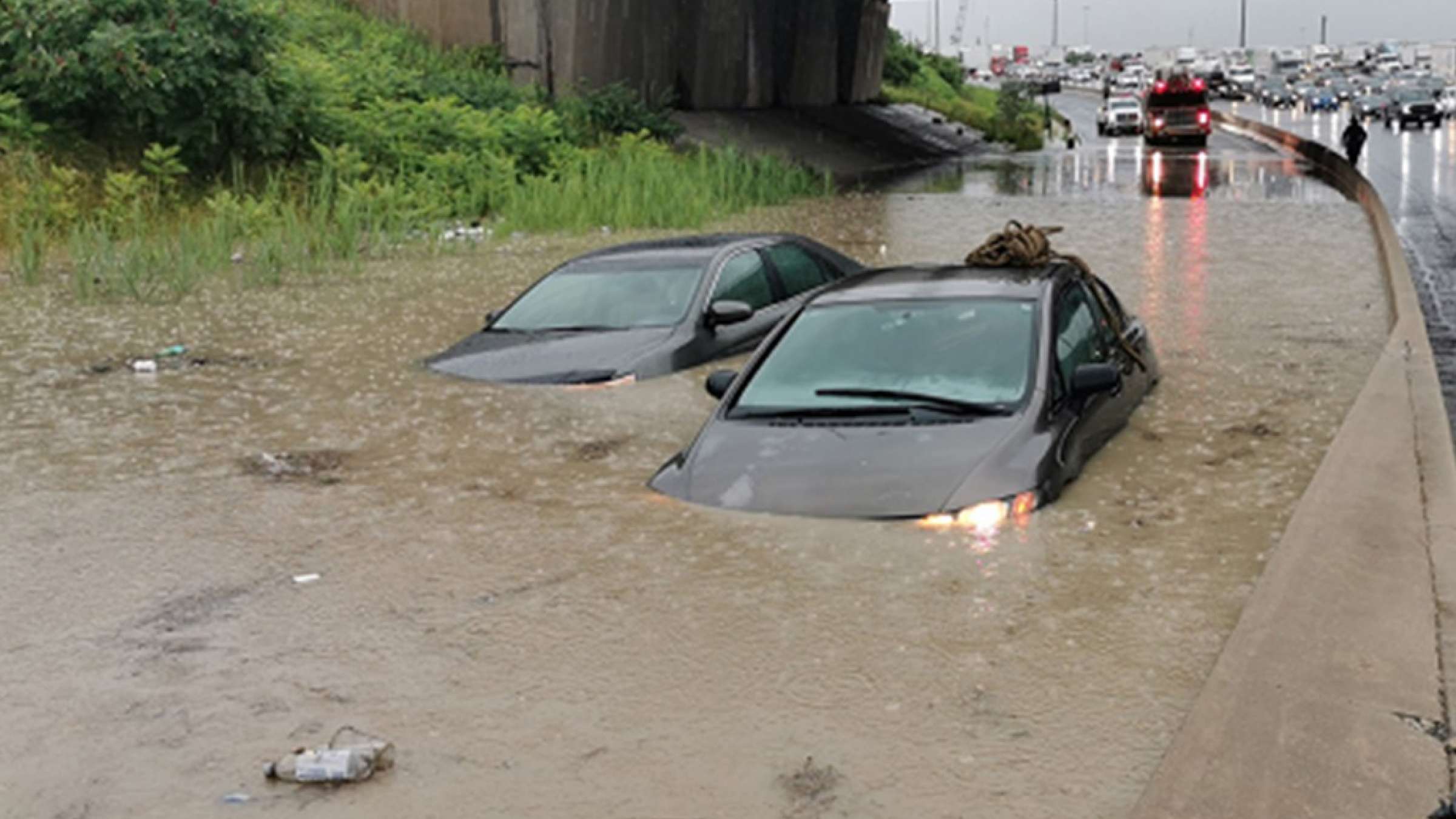 اخبار-تورنتو-باران-و-طوفان-در-راه-تورنتوست-مراقب-آبگرفتگی-باشید اخبار-تورنتو-باران-و-طوفان-در-راه-تورنتوست-مراقب-آبگرفتگی-باشید