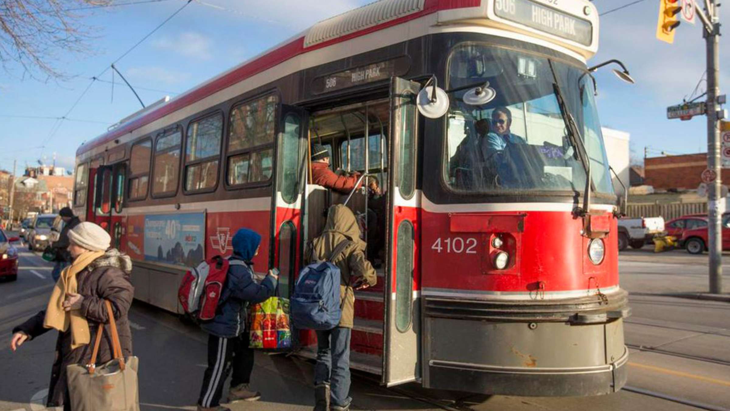 اخبار-تورنتو-تورنتو-مالیات-خانهها-را-بالا-میبرد اخبار-تورنتو-تورنتو-مالیات-خانهها-را-بالا-میبرد
