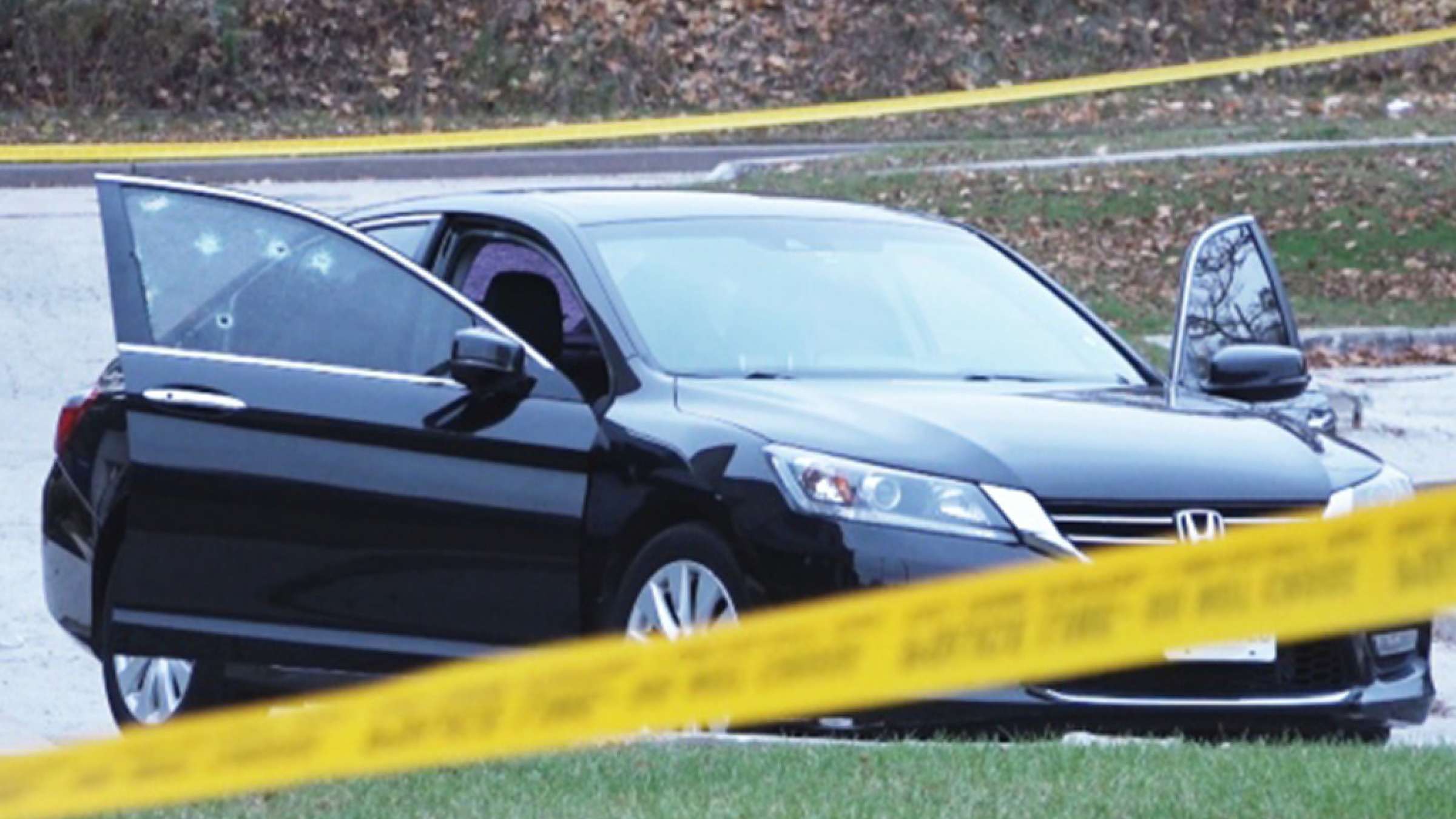 اخبار-تورنتو-مثل-فیلم‌ها-گلوله-خورده-خودش-را-به-ایستگاه-پلیس-رساند