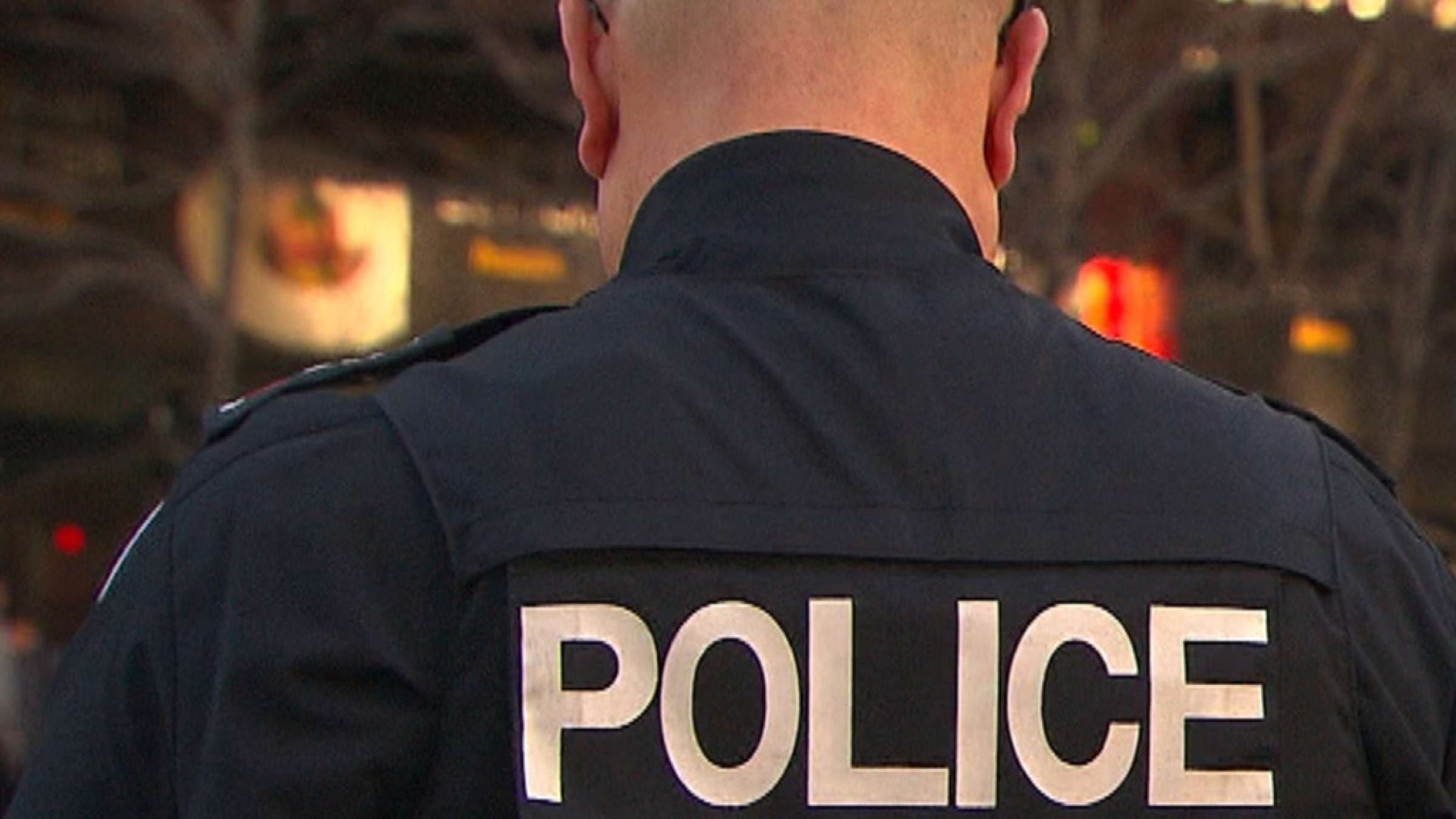 اخبار-تورنتو-پلیس-دزدان-به-غذارسانان-دستبرد-می-زنند اخبار-تورنتو-پلیس-دزدان-به-غذارسانان-دستبرد-می-زنند