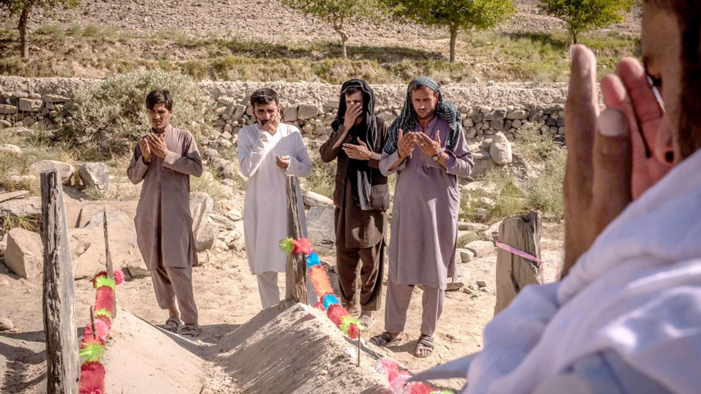 اخبار-جهان-نیروهای-آمریکایی-با-ارتش-افغانستان-بیشتر-از-طالبان-غیرنظامیان-را-می‌کُشند