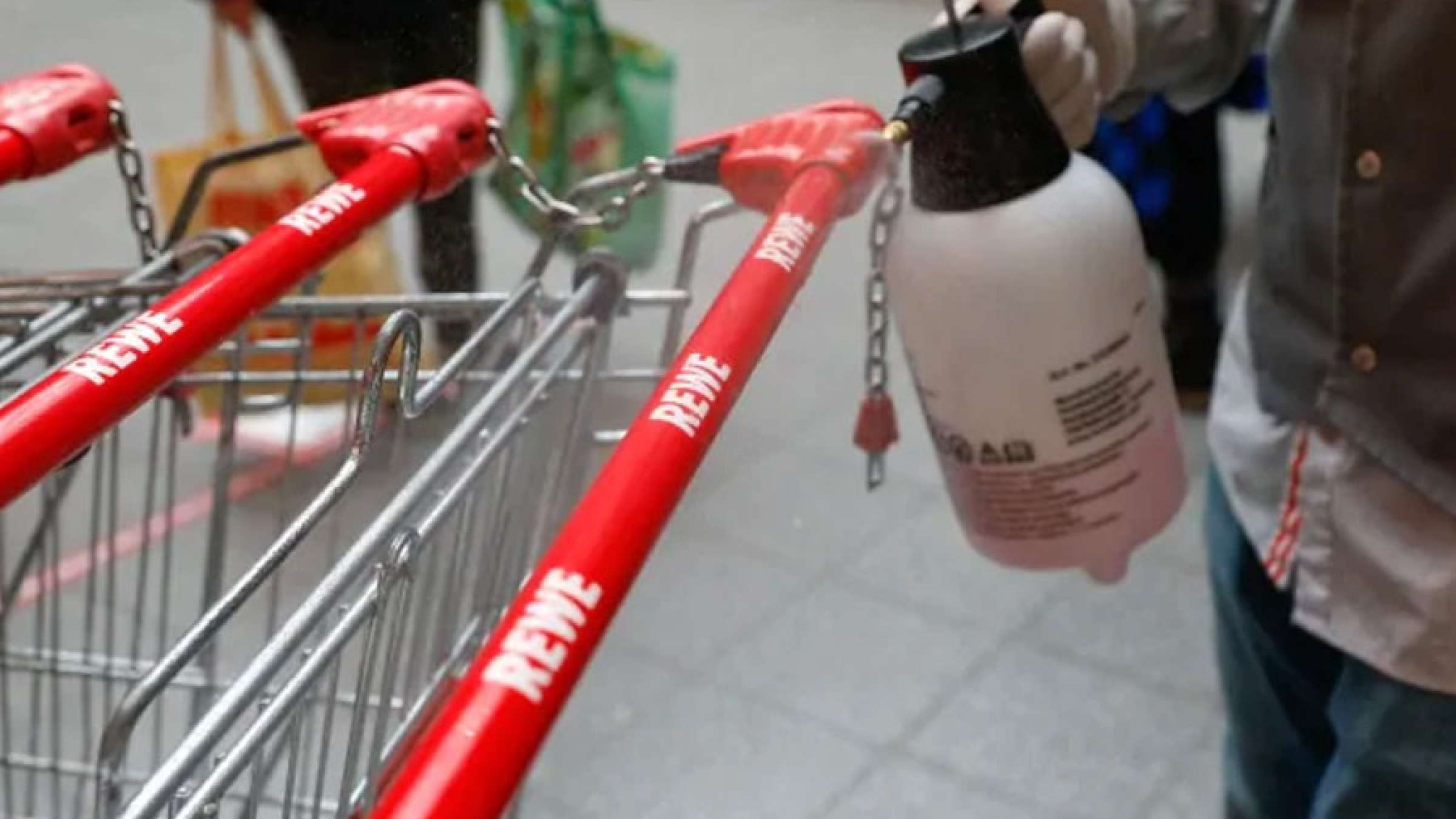 اخبار-کانادا-بهداشت-کانادا-و-آمریکا-چگونه-مقابل-کرونا-از-خود-حفاظت-کنیم اخبار-کانادا-بهداشت-کانادا-و-آمریکا-چگونه-مقابل-کرونا-از-خود-حفاظت-کنیم