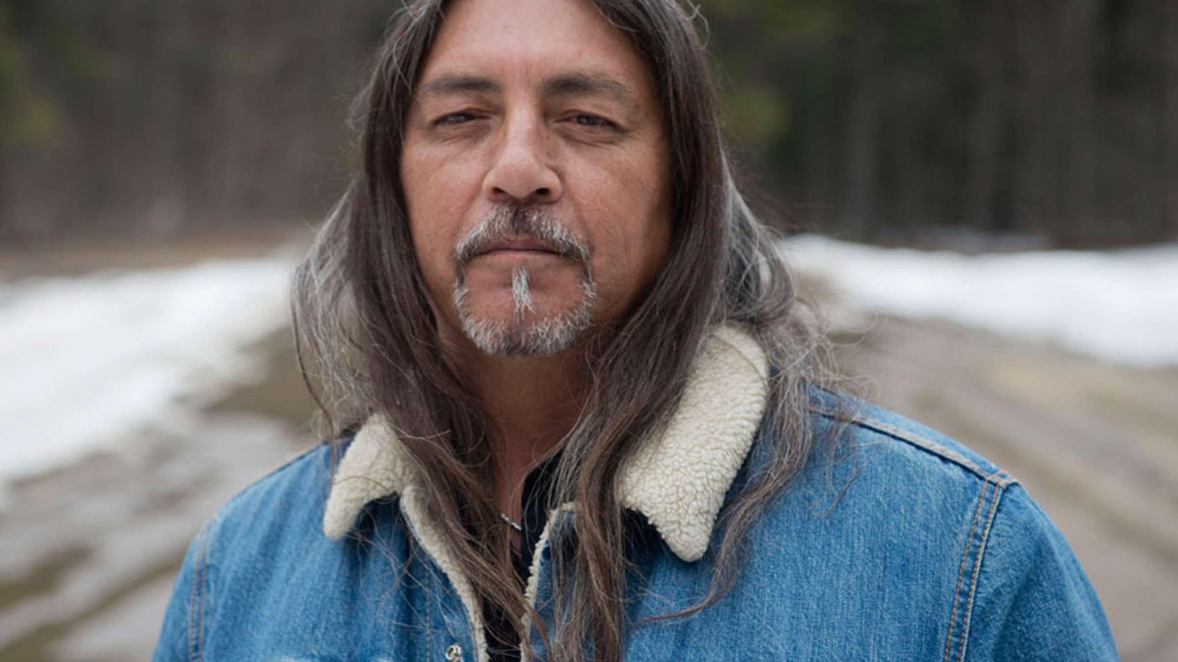 اخبار-کانادا-درگیری-میان-بومیان-و-شهردار-شهر-اوکا-کبک-در-خرید-رئیس-بومیان