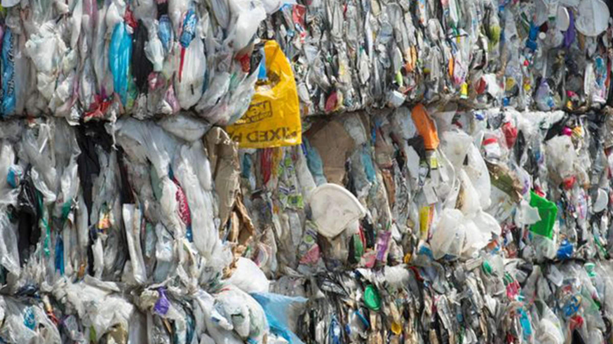 اخبار-کانادا-سال-2121-سال-خداحافظی-کانادا-با-پلاستیک-های-یکبار-مصرف اخبار-کانادا-سال-2121-سال-خداحافظی-کانادا-با-پلاستیک-های-یکبار-مصرف