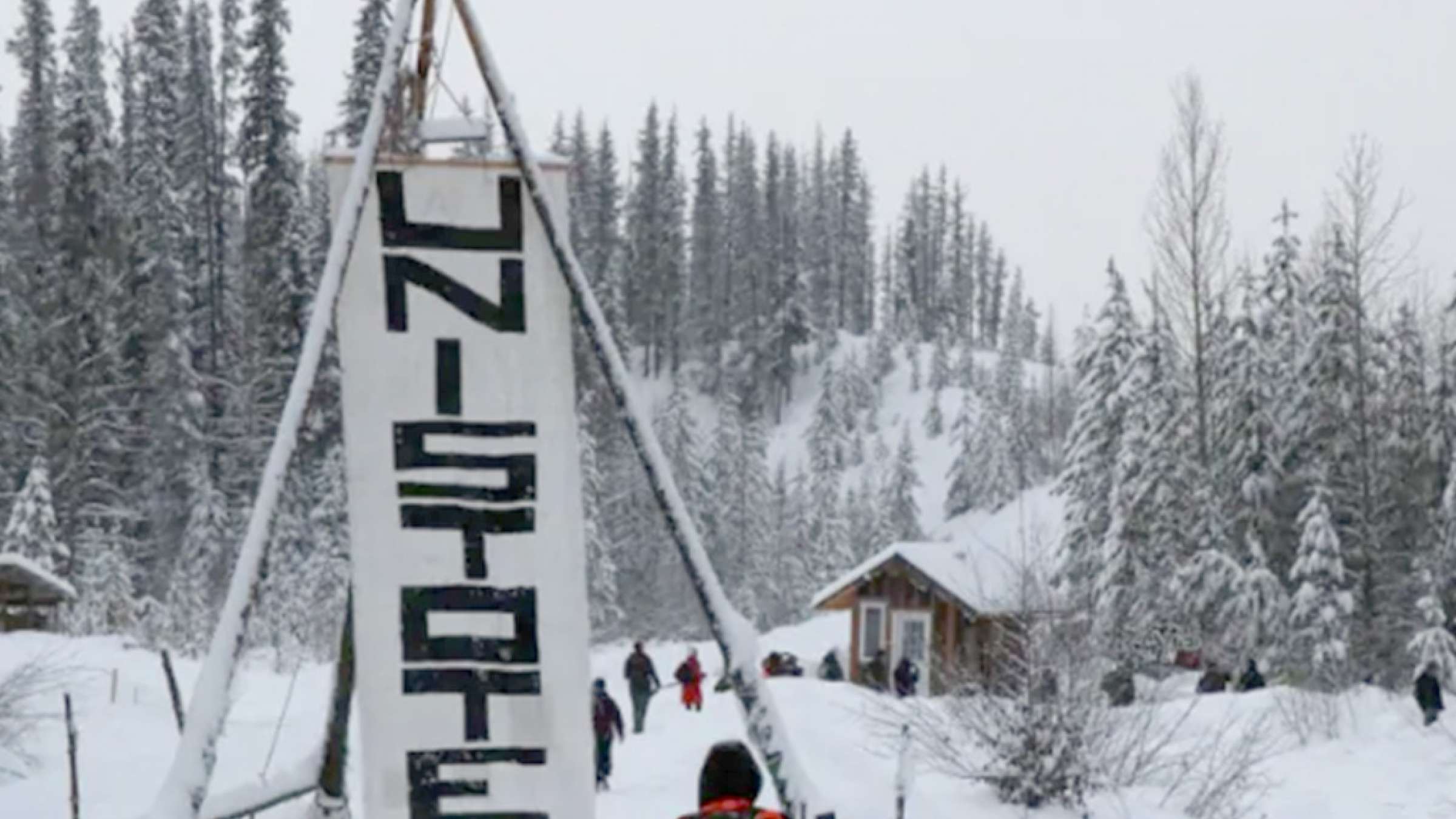 اخبار-کانادا-پلیس-فدرال-معترضان-خط-لوله-نفتی-را-از-سر-راه-کنار-می-زند