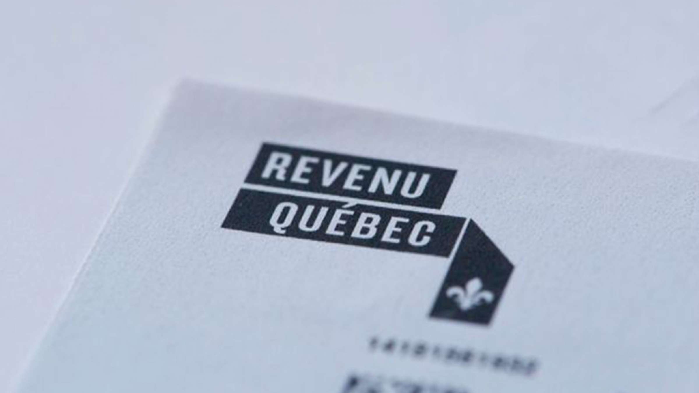 اخبار-کانادا-کارمندان-اداره-مالیات-کبک-هم-اطلاعات-مردم-را-فروختند-و-دستگیر-شدند