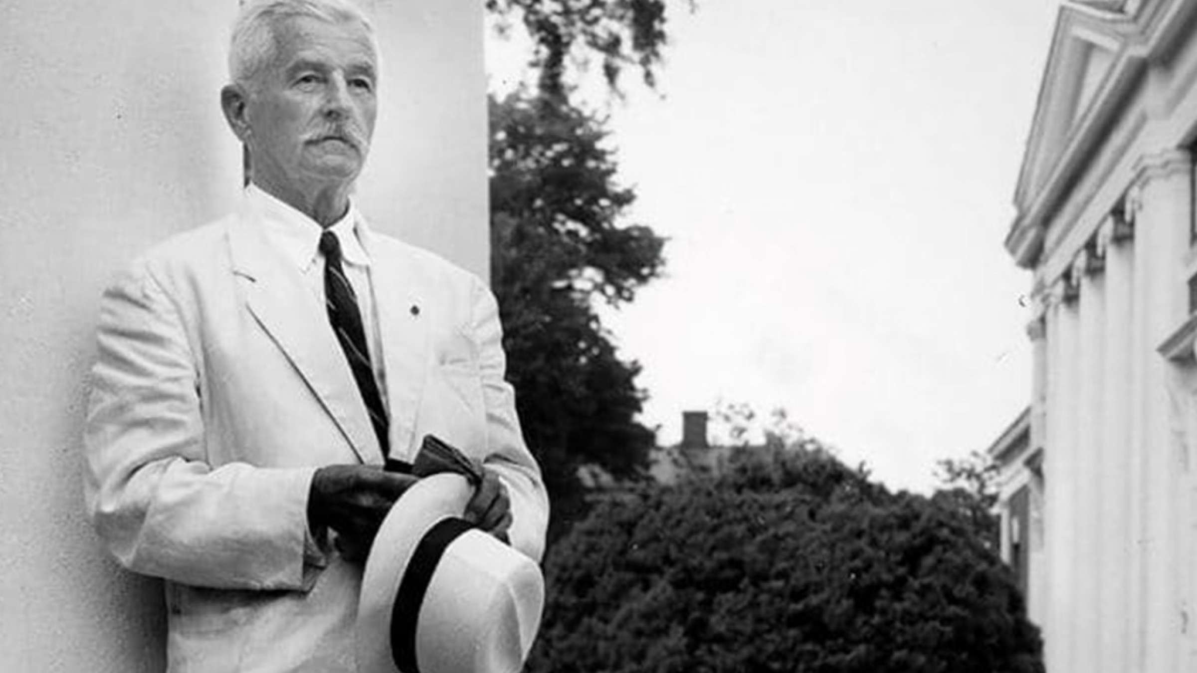 ادبیات-گل‌محمدی-ویلیام-فاکنر-مدافع-حقوق-انسان-ها