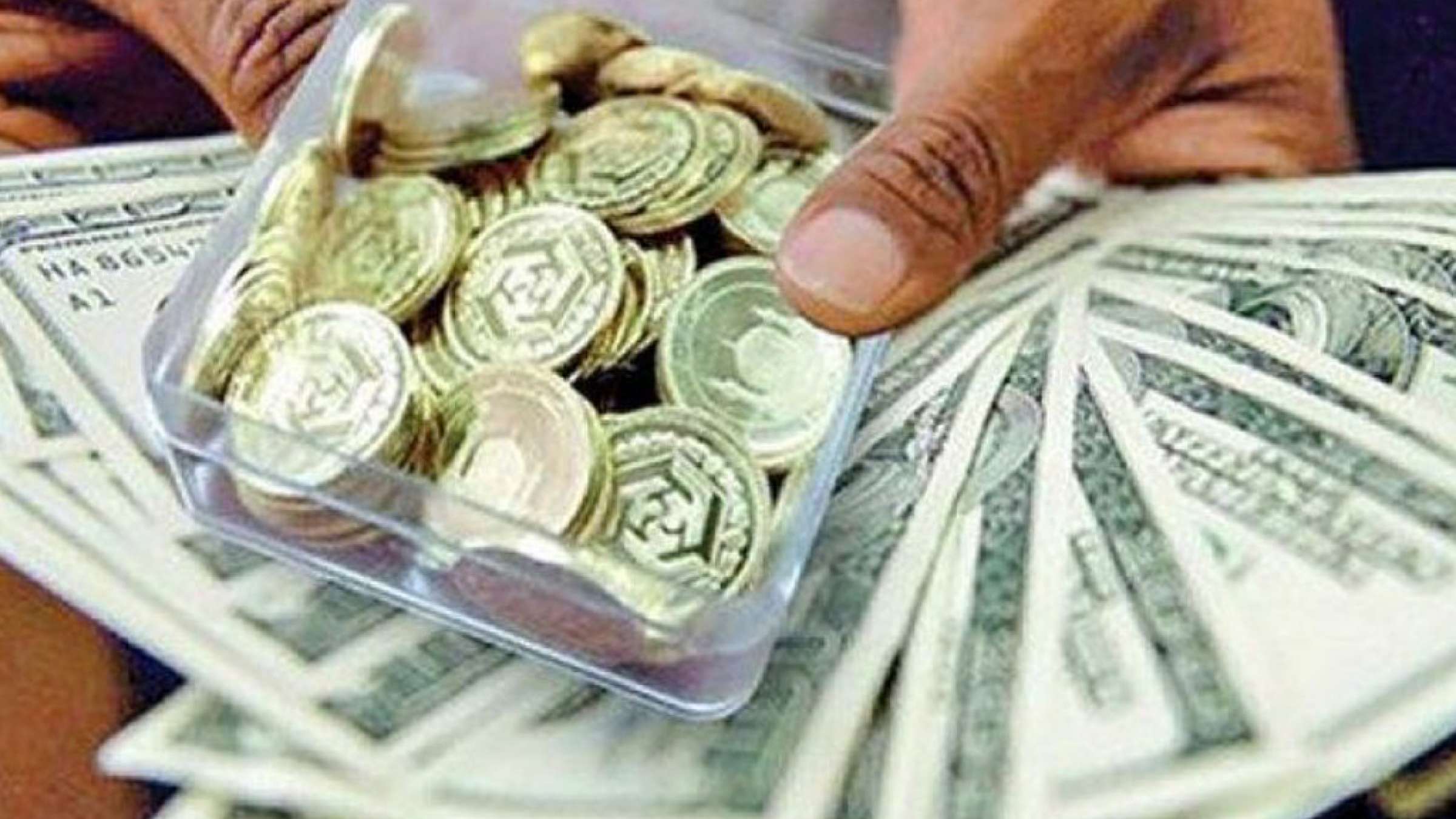 اقتصاد-تنباکویی-کاهش-قیمت-دلار-و-سکه-در-بازار-ایران