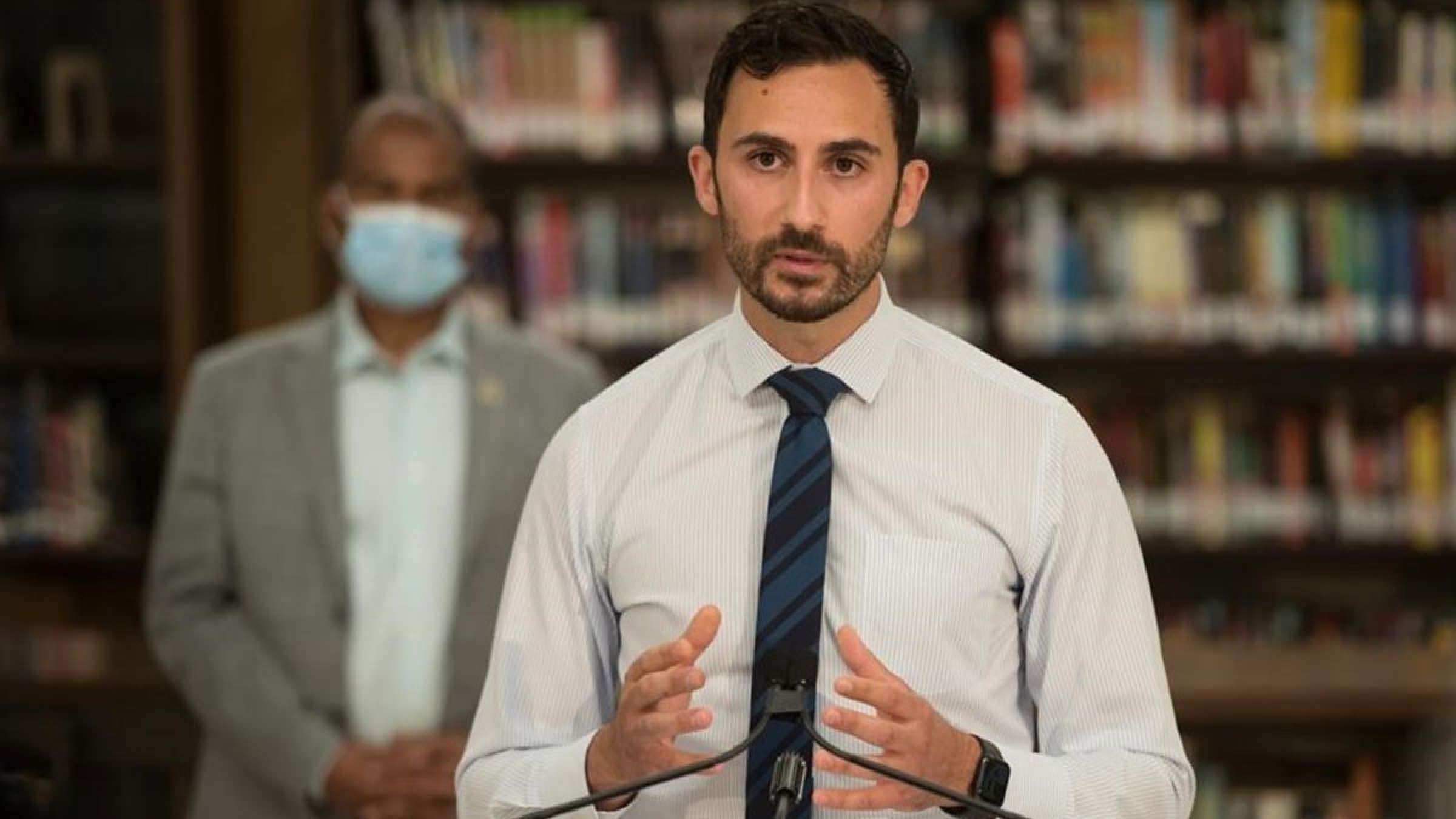 خبر-تورنتو-واکسیناسیون-مدارس-اجباری-۵۰۰۰۰-کارمند-آموزش-و-پرورش-واکسن-اخراج خبر-تورنتو-واکسیناسیون-مدارس-اجباری-۵۰۰۰۰-کارمند-آموزش-و-پرورش-واکسن-اخراج