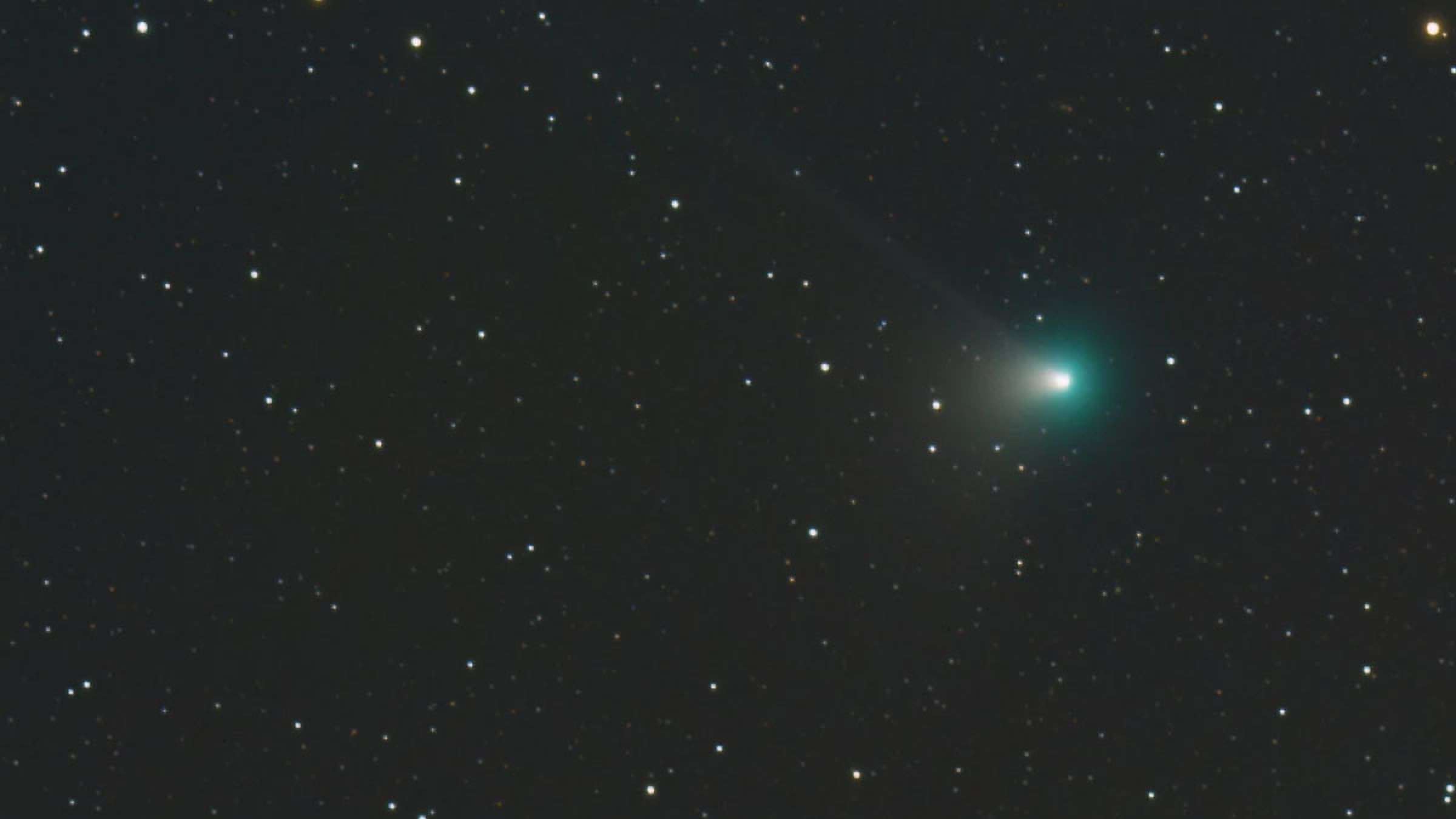 خبر-علمی-امشب-حتما-آسمان-نگاه-ستاره-دنباله-دار-سبز-رنگ-۵۰۰۰۰-سال-قبل-بعد