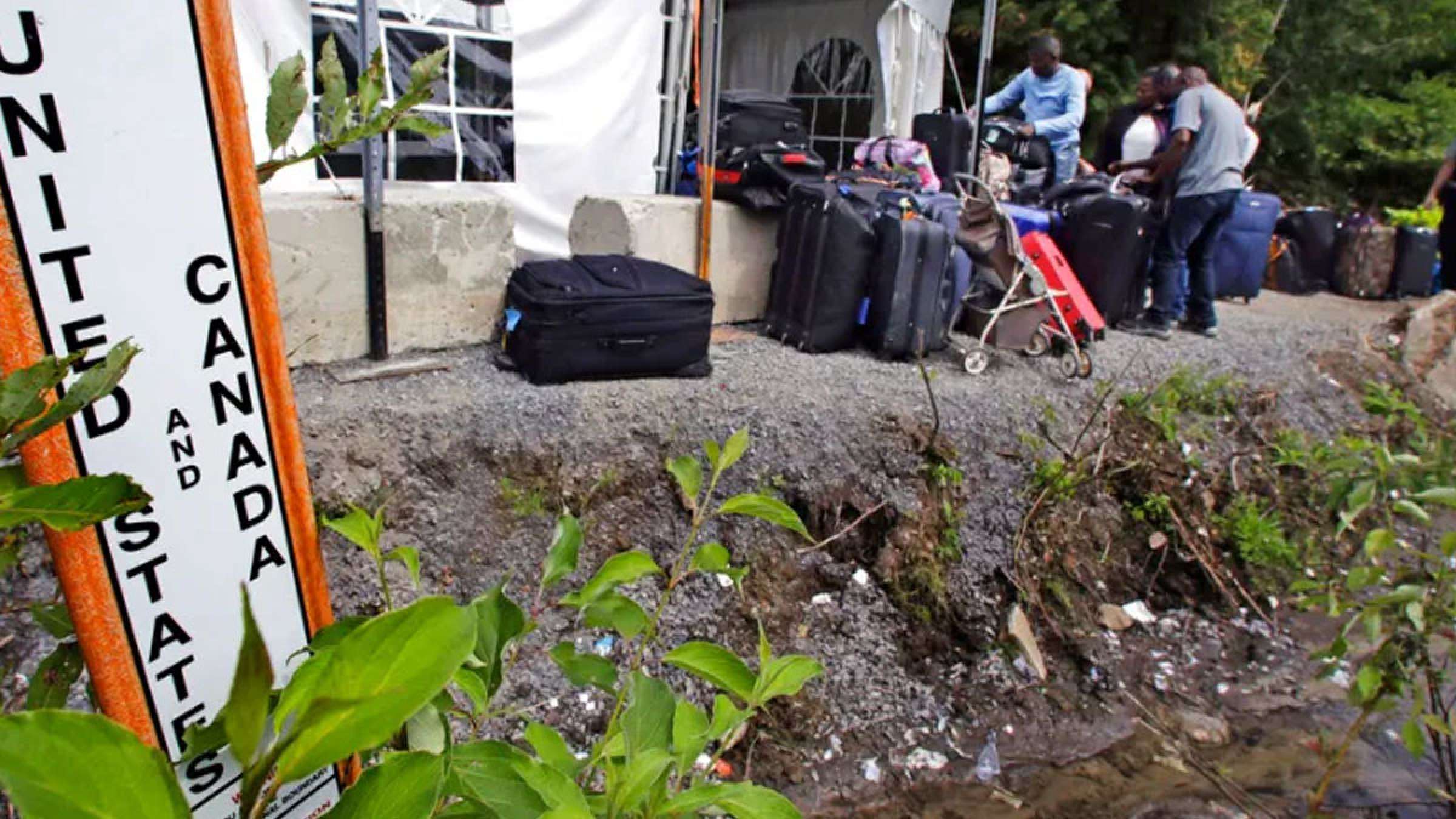 خبر-کانادا-دادگاه-عالی-می-تواند-پناهندگان-را-به-آمریکا-مرجوع-کند خبر-کانادا-دادگاه-عالی-می-تواند-پناهندگان-را-به-آمریکا-مرجوع-کند