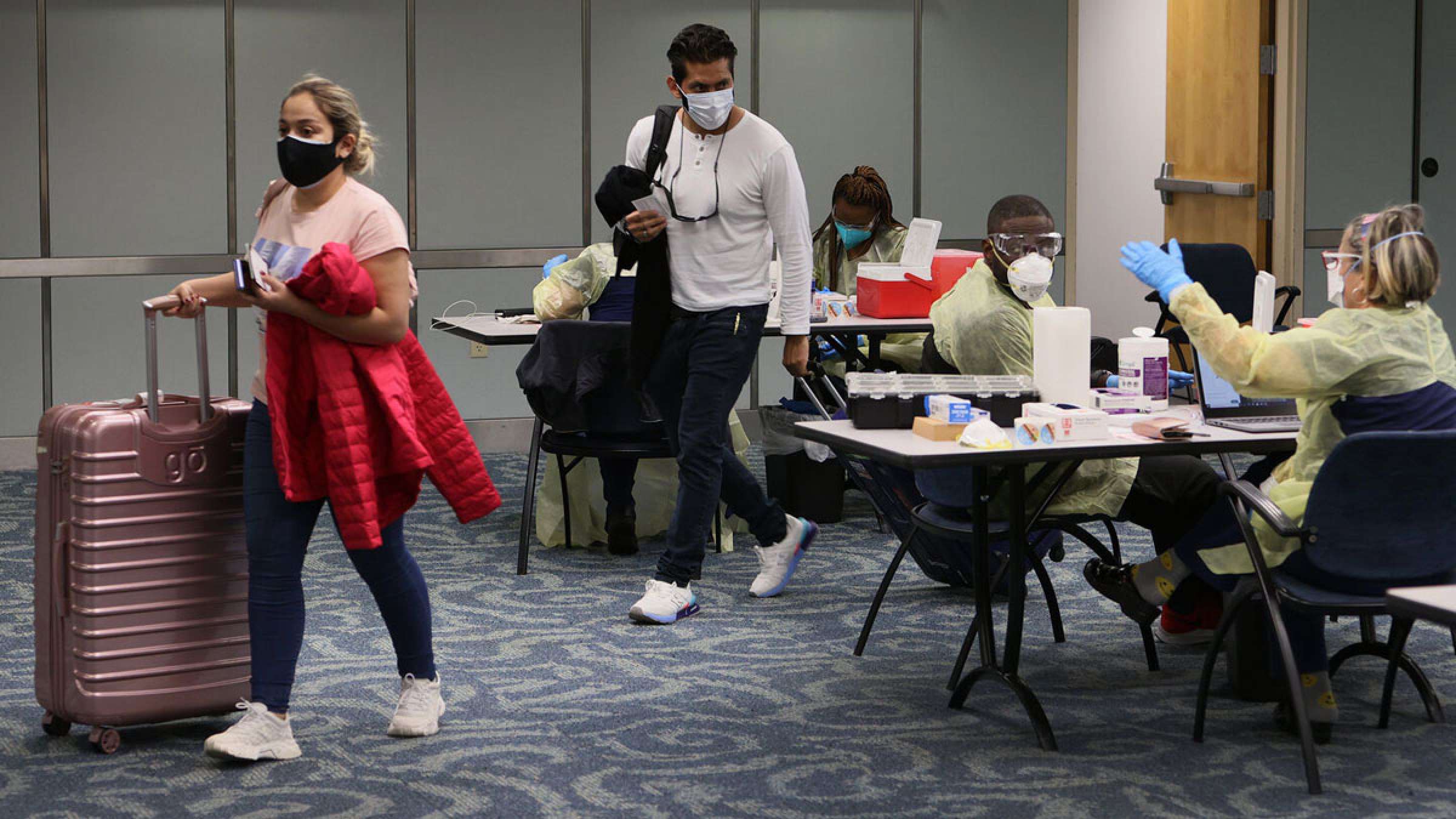 خبر-کانادا-مسافرت-کبک-دوز-سوم-واکسن-کشور-چرا-برخی-اصلا-واکسن-نمی-زنند