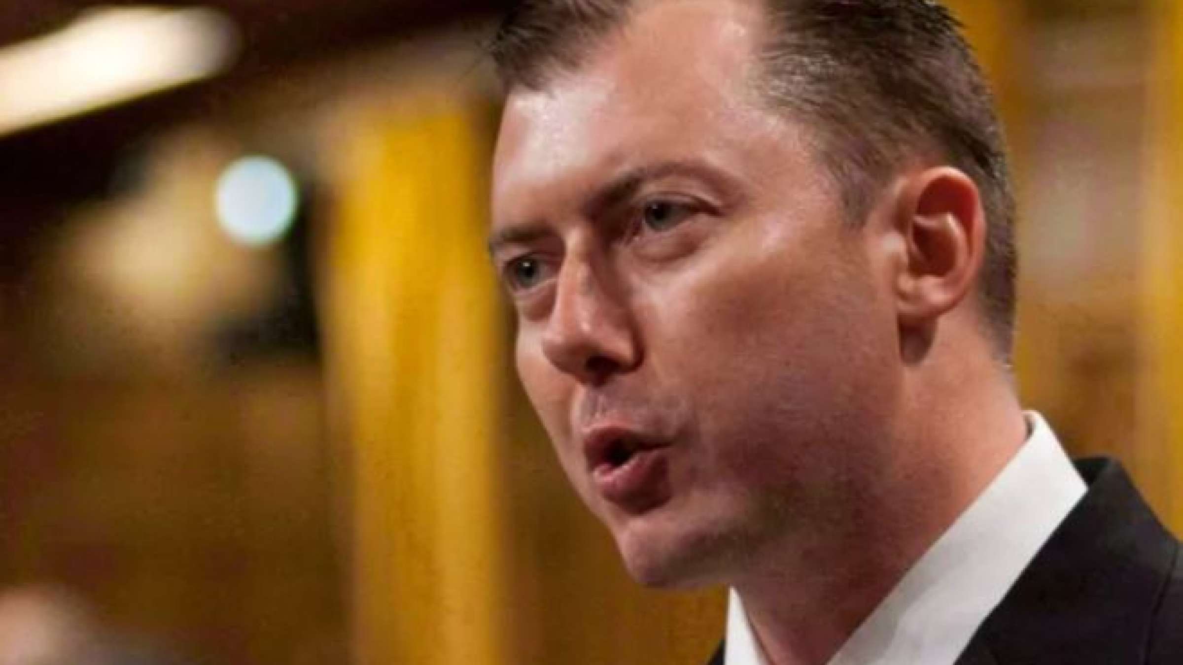 نماینده-حامی-حزب-محافظه-کار-به-فرار-مالیاتی-متهم-شد-چرا-راب-اندرس-یک- چهره-جنجالی-است