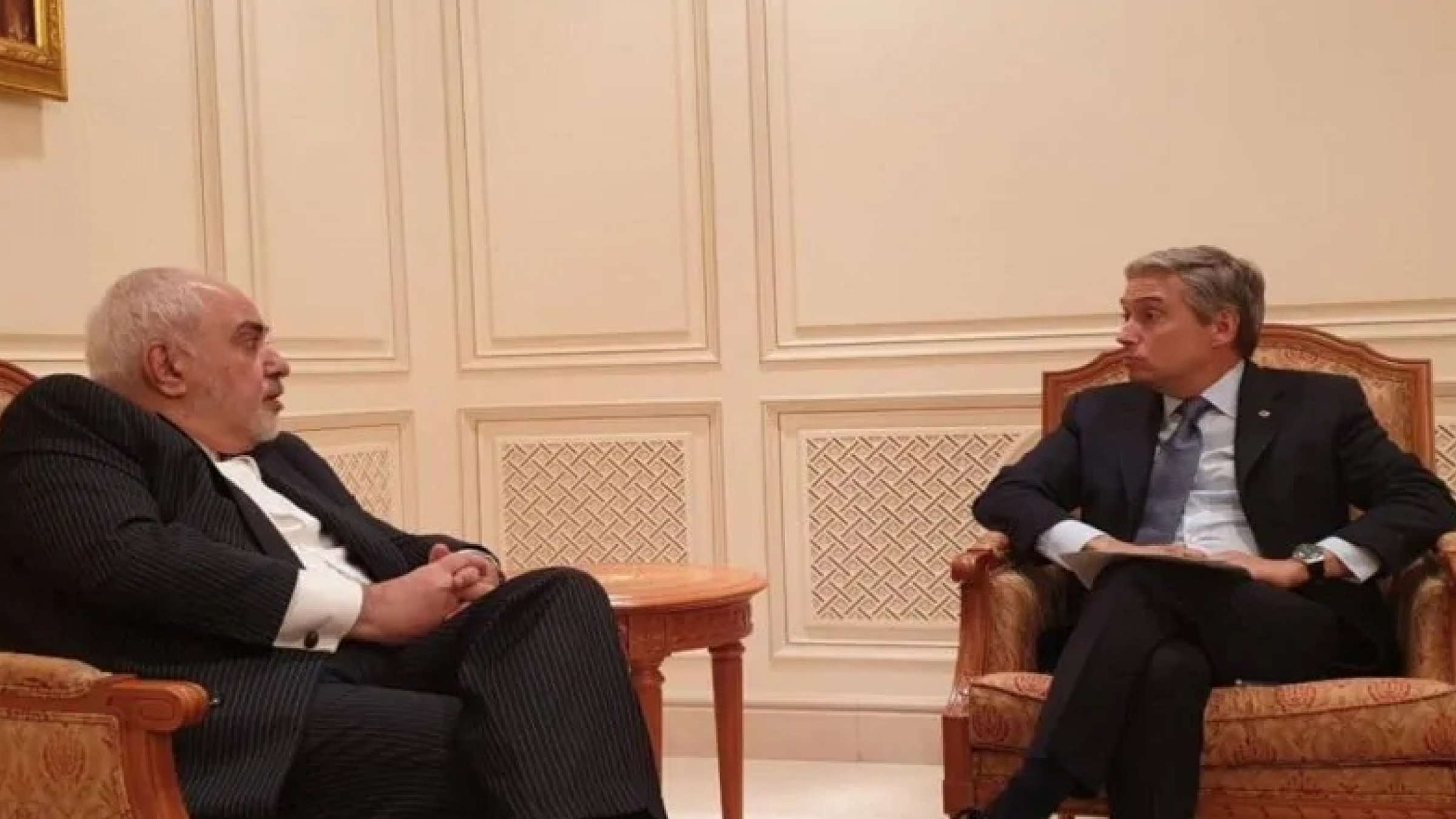 توافق-بزرگ-کانادا-و-ایران-درباره-جعبه-سیاه-هواپیمای-اوکراینی-چرا-جمهوری-اسلامی- مقصد-جعبه-سیاه-را-از-اوکراین-به-فرانسه-تغییر-داد- توافق-بزرگ-کانادا-و-ایران-درباره-جعبه-سیاه-هواپیمای-اوکراینی-چرا-جمهوری-اسلامی- مقصد-جعبه-سیاه-را-از-اوکراین-به-فرانسه-تغییر-داد-