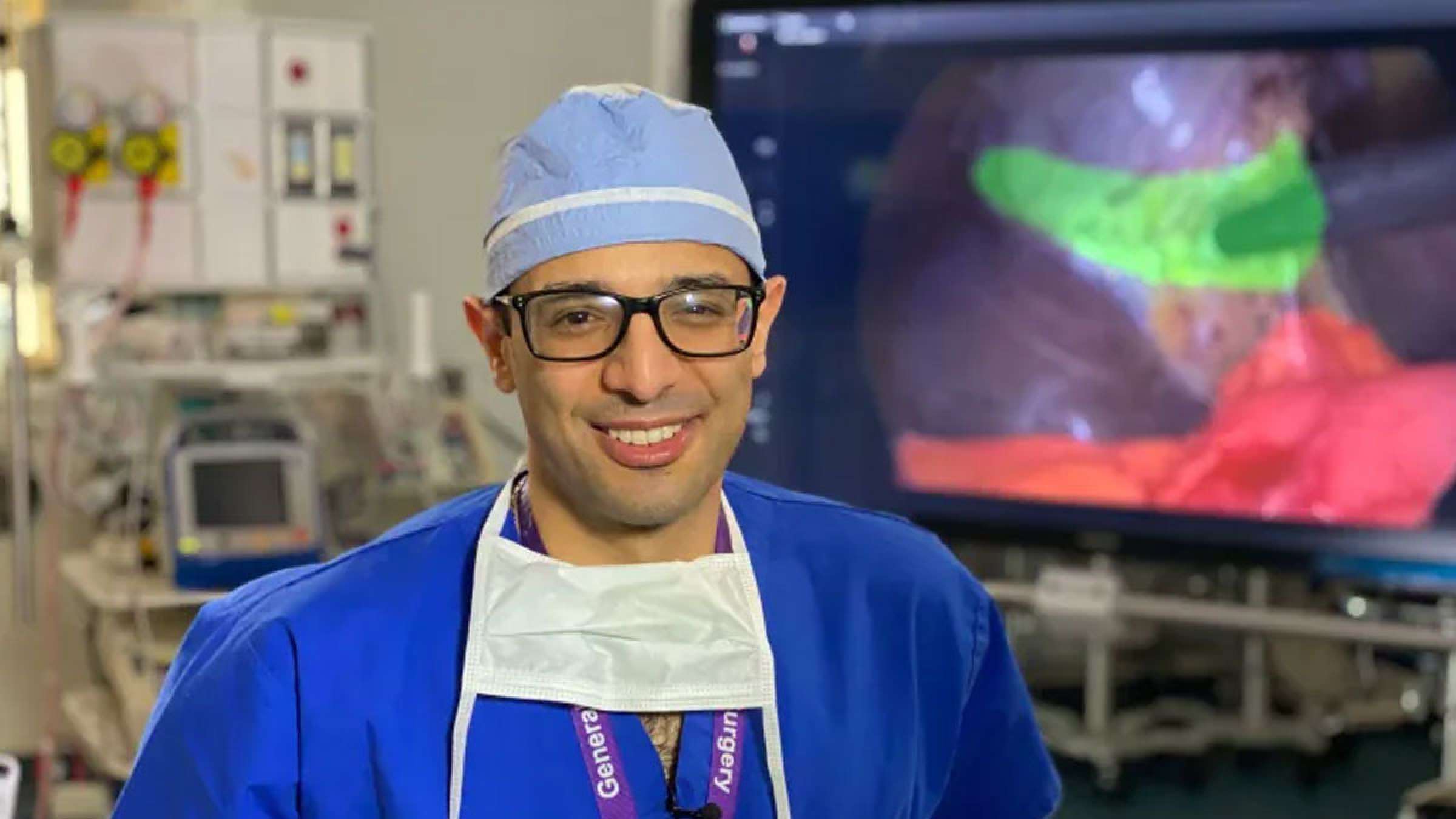 علمی-دکتر-امین-مدنی-پزشک-تورنتویی-نخبه-که-انقلاب-هوش-مصنوعی-را-وارد-عمل-جراحی-کرد علمی-دکتر-امین-مدنی-پزشک-تورنتویی-نخبه-که-انقلاب-هوش-مصنوعی-را-وارد-عمل-جراحی-کرد