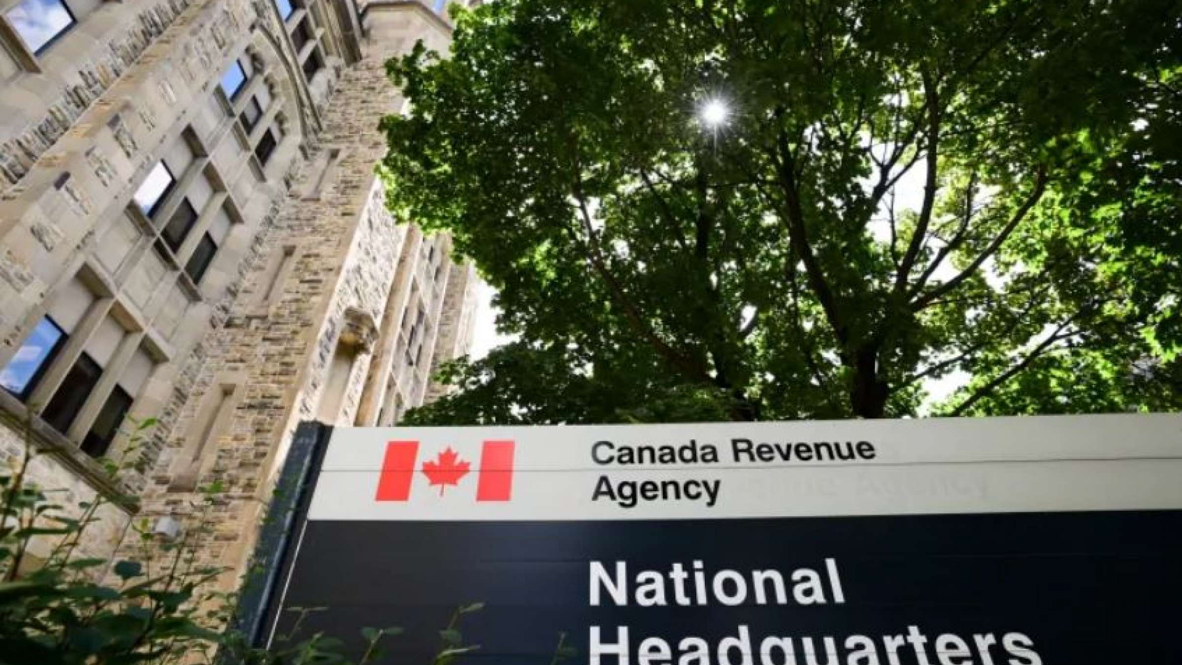 برنامه مهم دولت فدرال برای مالیات افراد کم درآمد در کانادا چیست/ هدف این قانون عادلانه شدن استفاده از مزایای اظهارنامه مالیاتی است