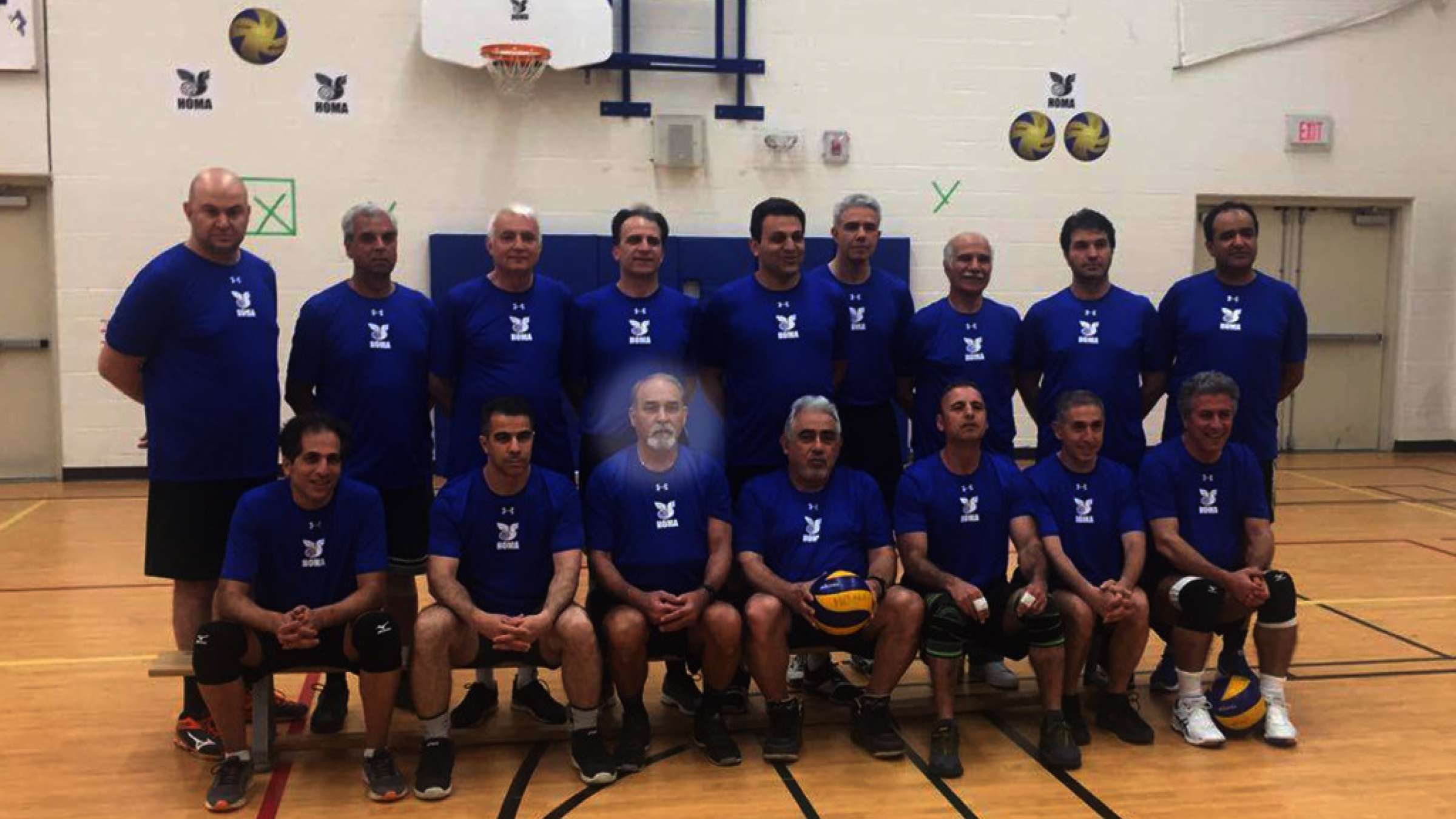 نامگذاری-سالن-والیبال-هما-به-نام-ناصر-پیشوا-گزارش