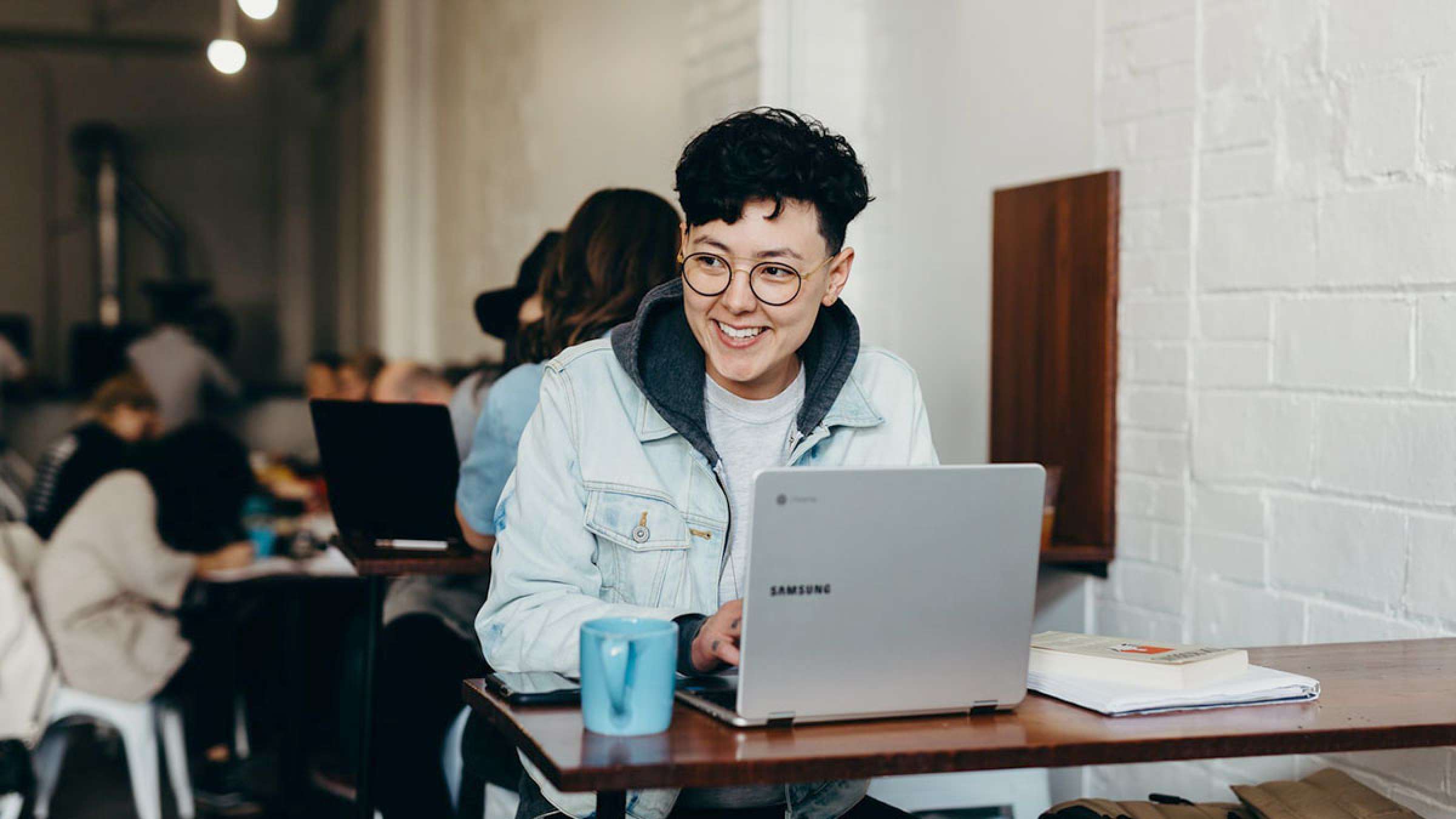 cerem-zede-aftab-computer-bish-az-6saat cerem-zede-aftab-computer-bish-az-6saat