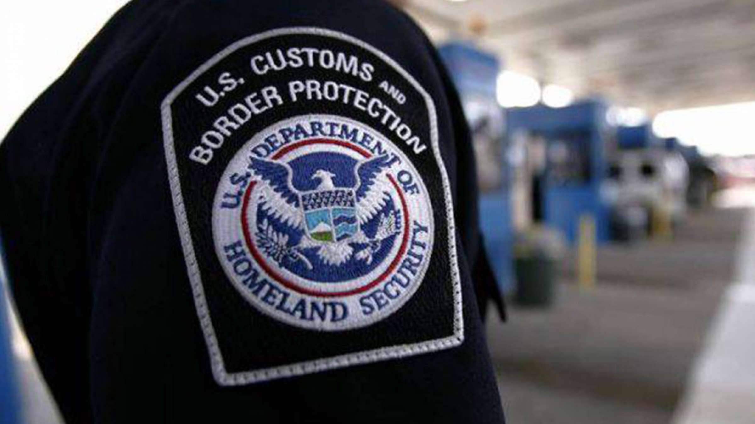 news-Canadian-woman-punches-American news-Canadian-woman-punches-American