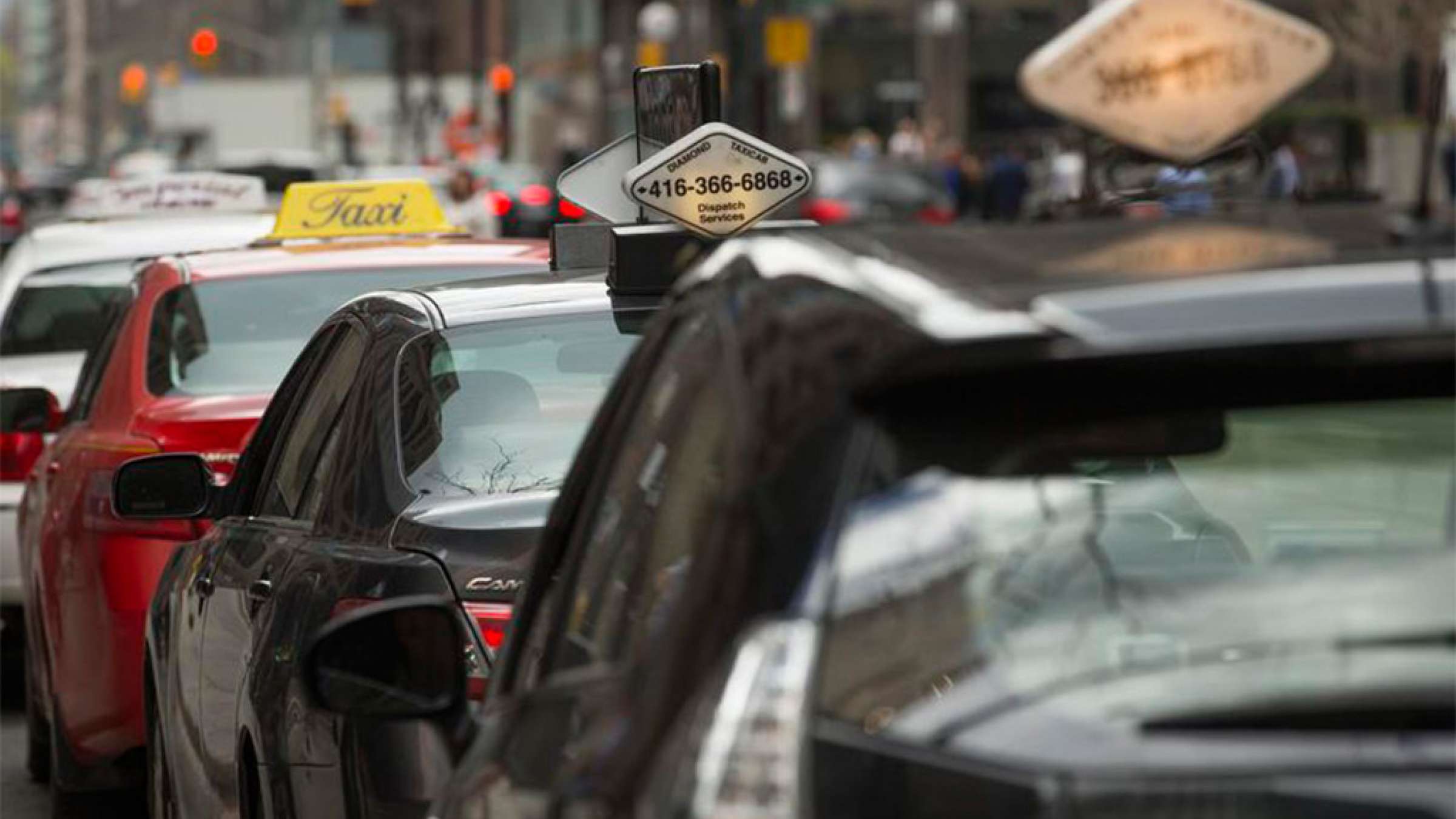 news-taxi-toronto-uber