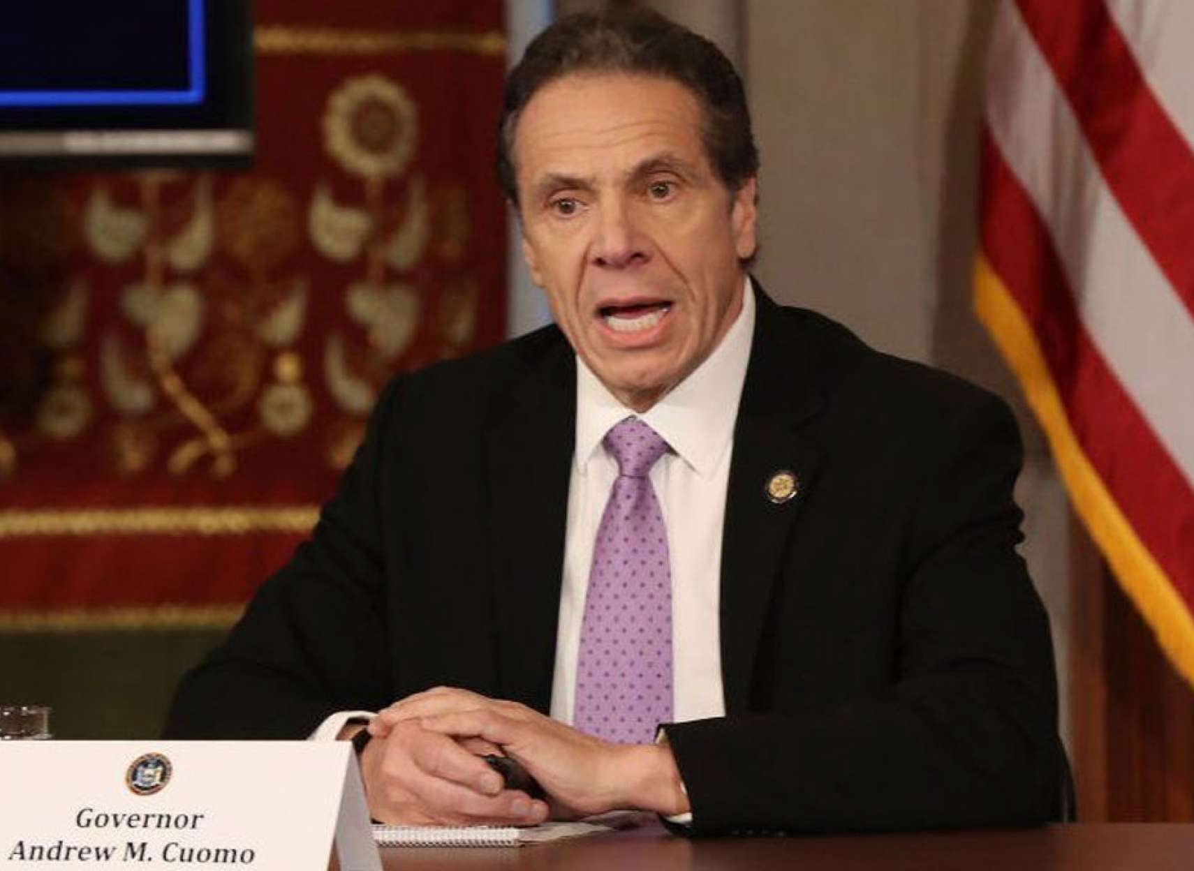 اخبار-آمریکا-سلب-اختیارات-اضطراری-فرماندار-نیویورک-بعلت-اتهامات-جنسی-آمار-غلط-کرونا-علیه-ترامپ