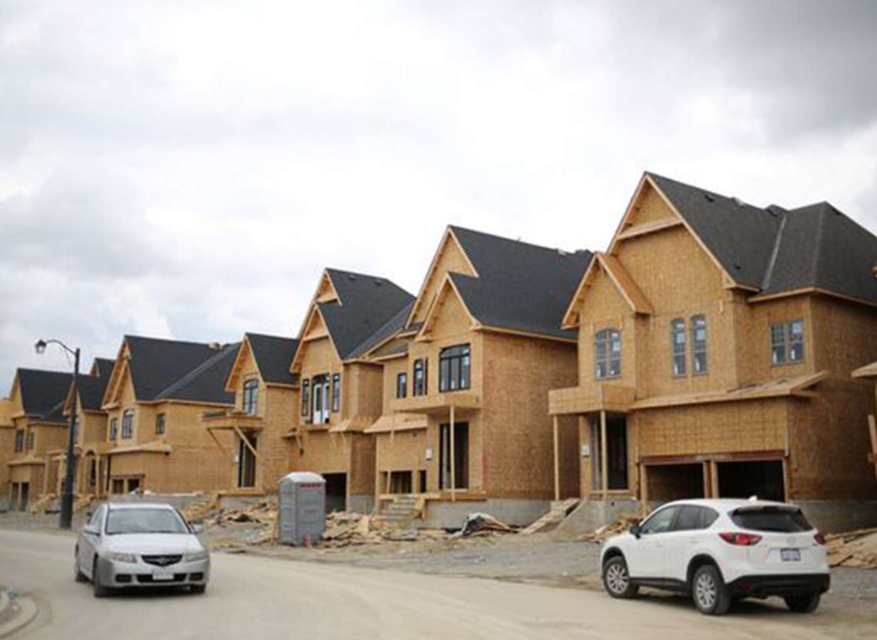 اخبار-تورنتو-افزایش-شدید-خرید-خانه‌های-نو-در-تورنتو