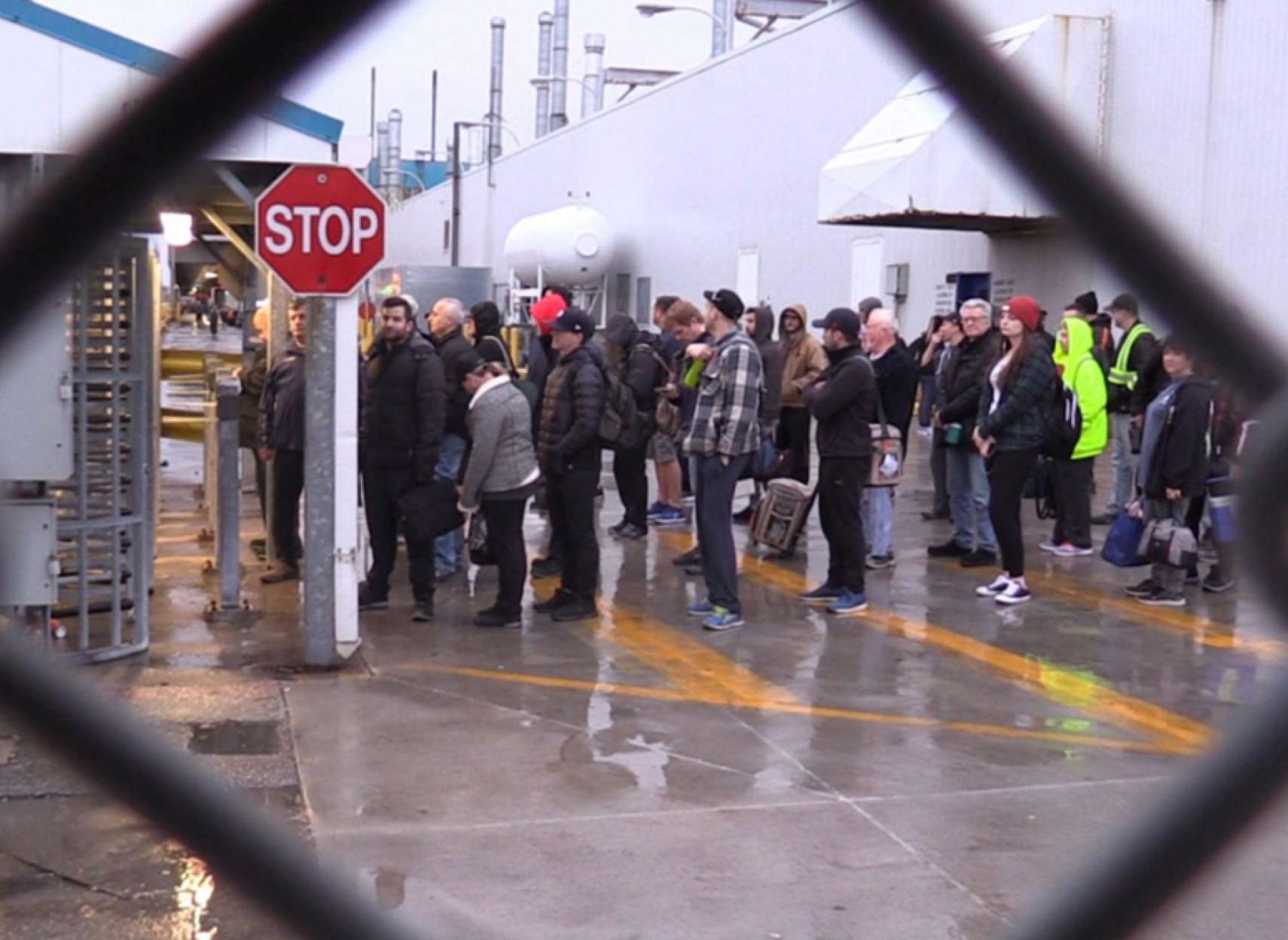 اخبار-تورنتو-فیات-کرایستلر-هم-کارگرانش-را-اخراج-می-کند