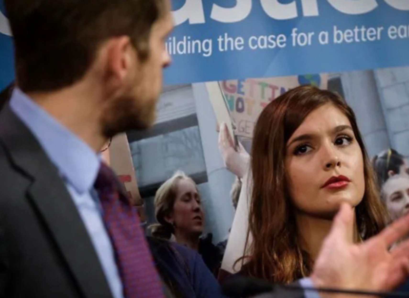 اخبار-تورنتو-نوجوانان-انتاریویی-فورد-را-برای-کوتاهی-در-مقابله-با-تغییرات-اقلیمی-سو-کردند