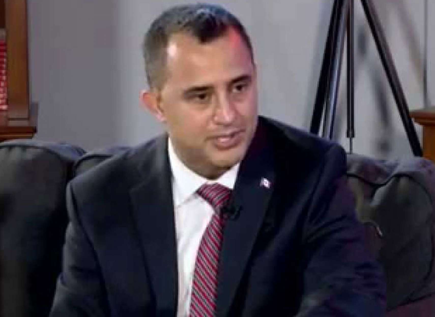 اخبار-تورنتو-پاسخ-سوالات-شما-و-ایران-استار-درباره-دولت-انتاریو-در-مصاحبه-اختصاصی-با-مایکل-پارسا