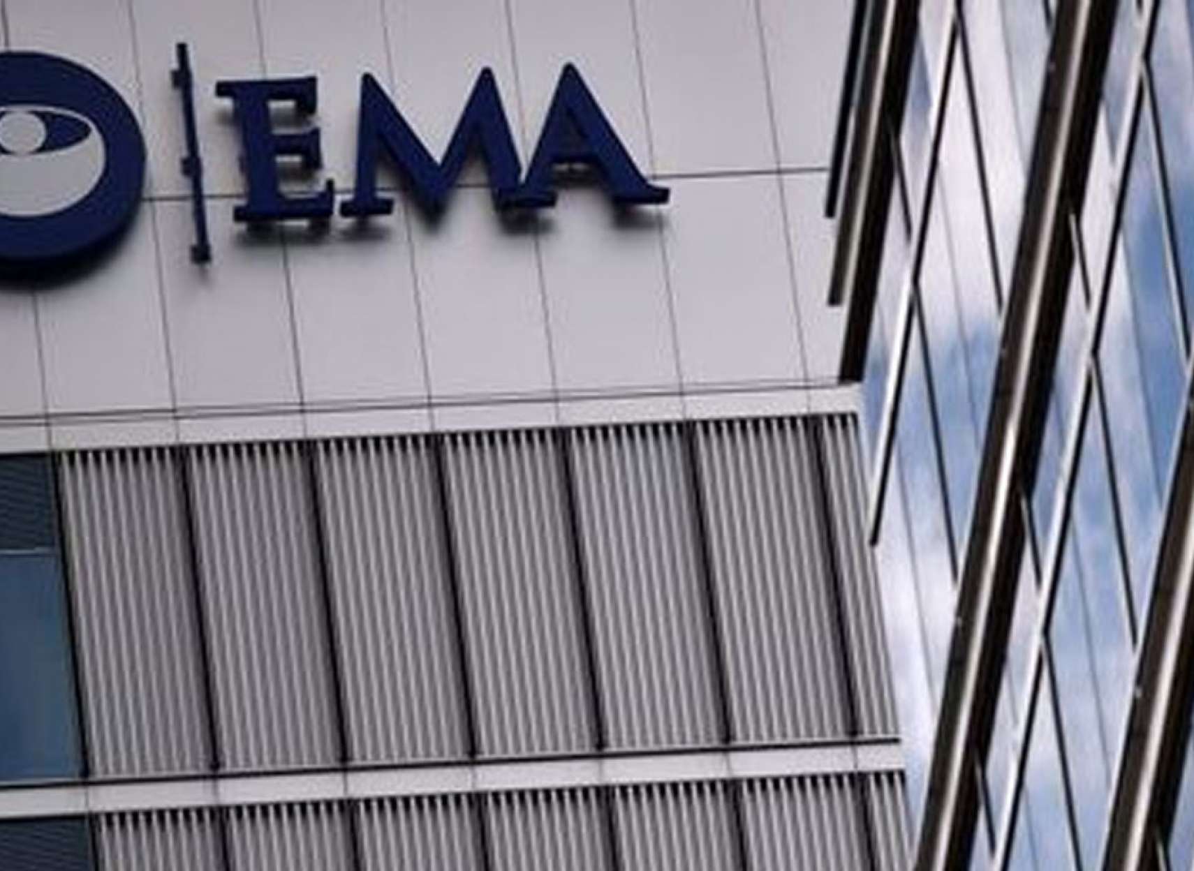 اخبار-جهان-هکرها-اطلاعات-واکسن-کرونای-فایزر-در-اروپا-را-دزدیدند