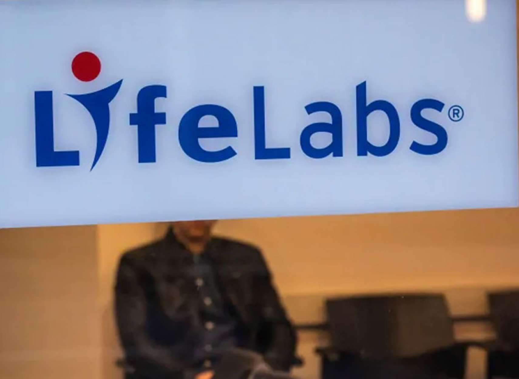 اخبار-کانادا-بزرگترین-شرکت-آزمایشگاهی-کانادا-برای-اطلاعات-هک-شده-15-میلیون-بیمارش-باج-داد