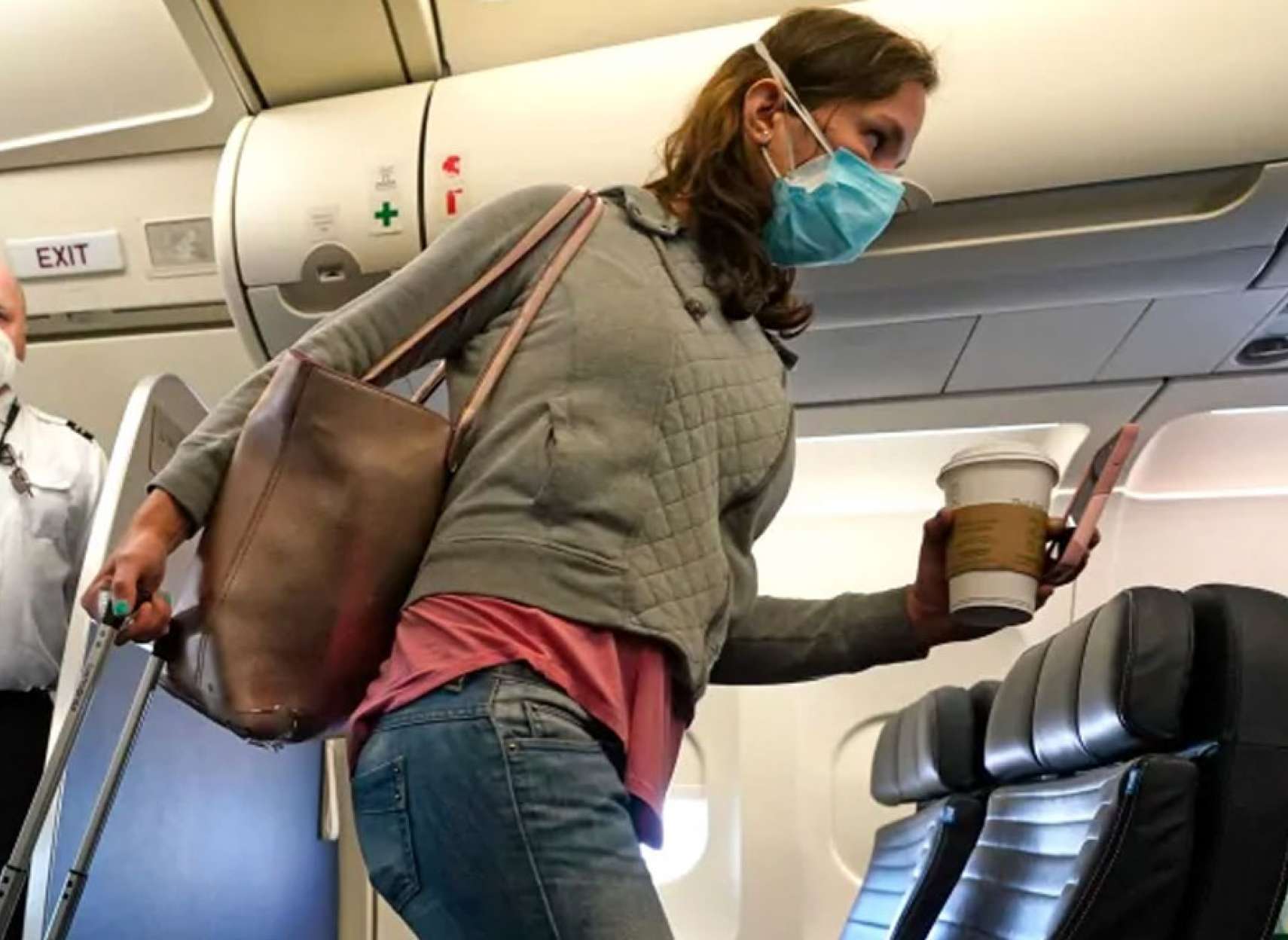 اخبار-کانادا-حذف-تقریبی-قرنطینه-۱۴-روزه-مسافرت-پروازهای-ارزان-و-فشار-آمریکا-برای-بازگشایی-مرز