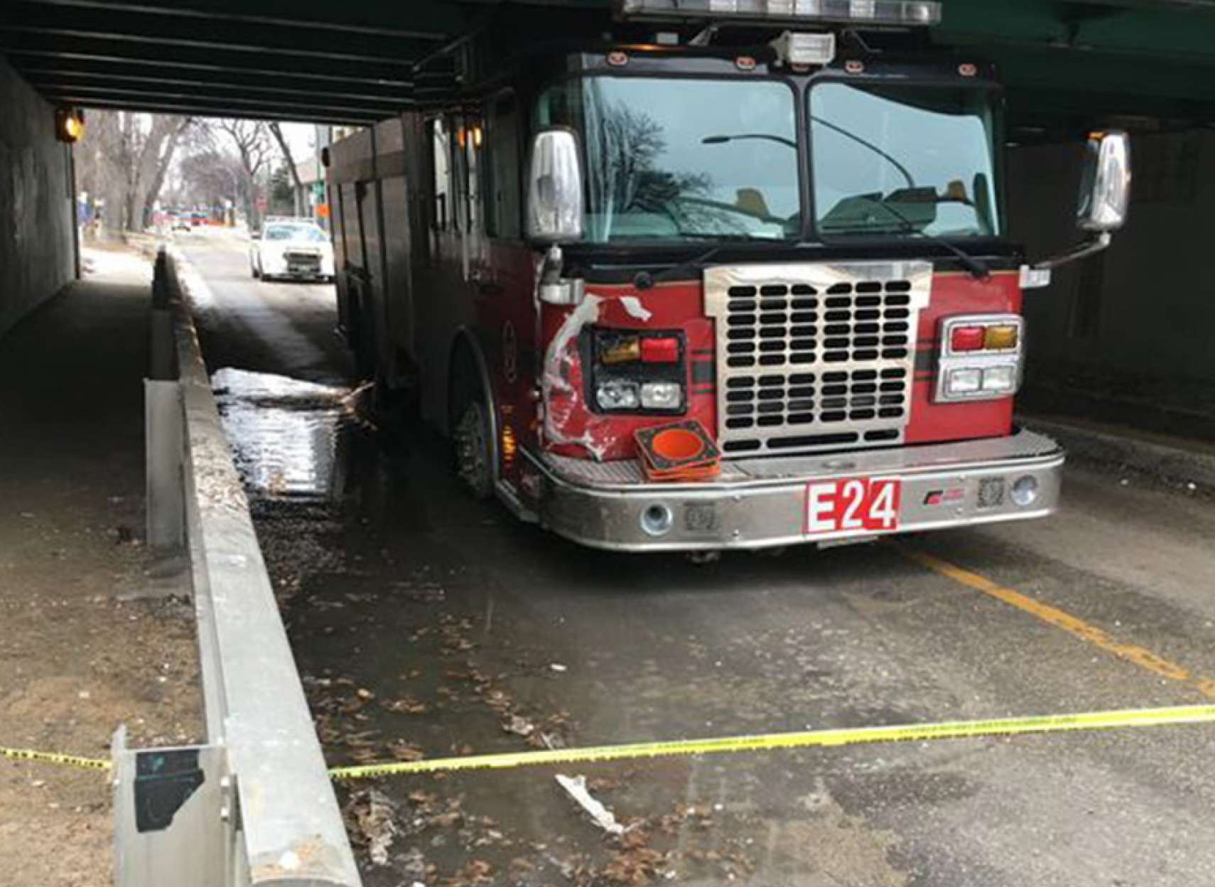 اخبار-کانادا-فرار-با-ماشین-آتش‌نشانی