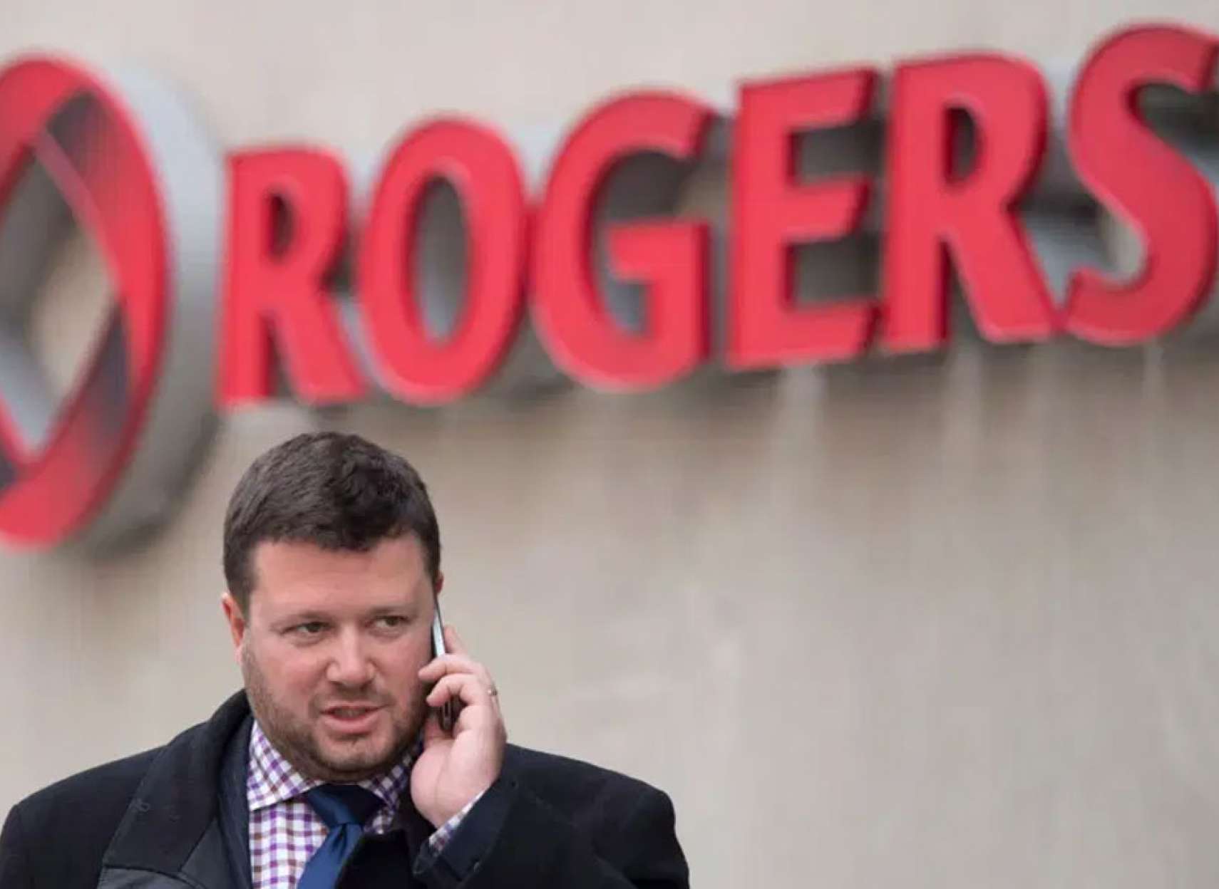 اخبار-کانادا-قطعی-برخی-تلفن‌های-همراه-راجرز-و-فایدو-در-سراسر-کانادا