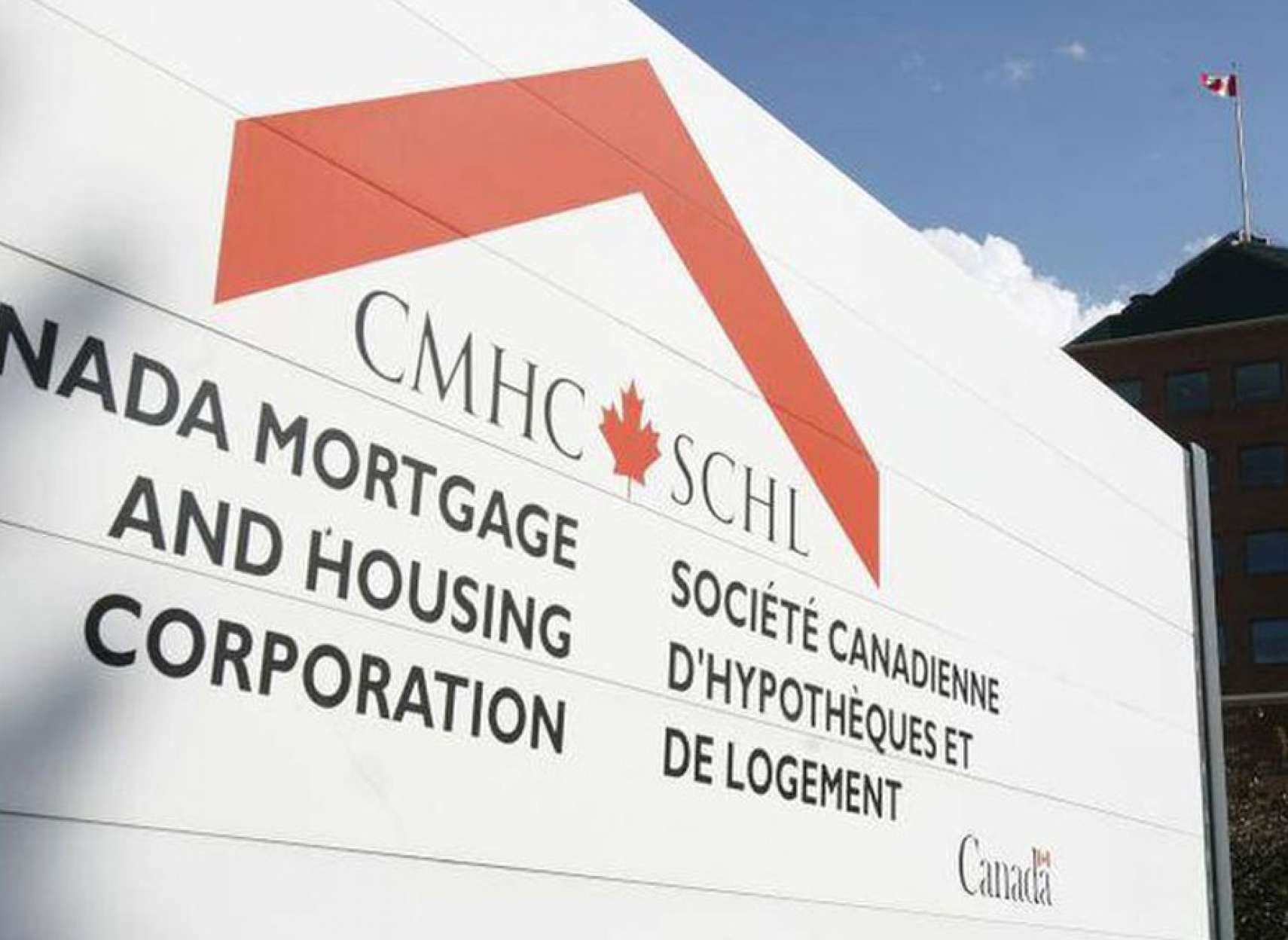 اخبار-کانادا-قوانین-بیمه-خرید-و-فروش-خانه-بسیار-سخت-تر-می-شوند