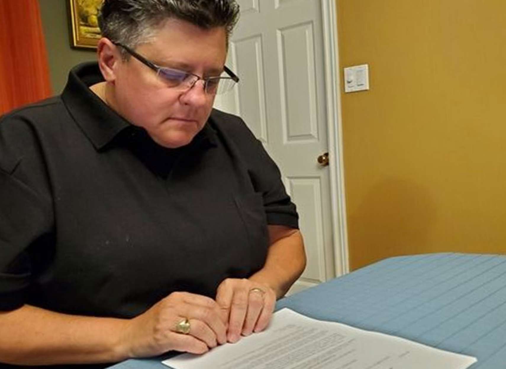 اخبار-کانادا-کانادایی-ها-اداره-مالیات-را-سو-می-کنند