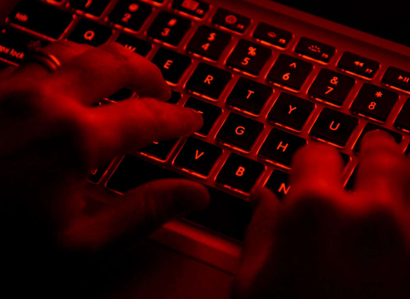 اطلاعات-شخصی-مالی-کنونی-سابق-کارمندان-نیروهای-مسلح-پلیس-سلطنتی-کانادا-هک-سرقت