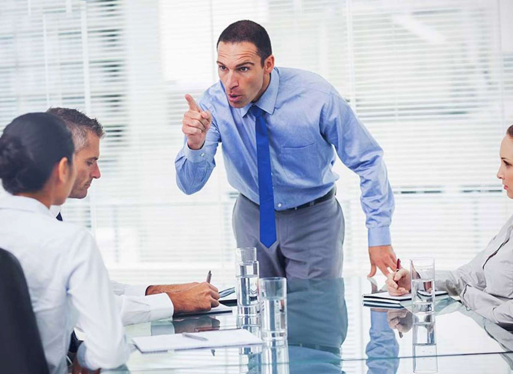 به-انتقادها-پاسخ-دهید-داعی-روانشناسی