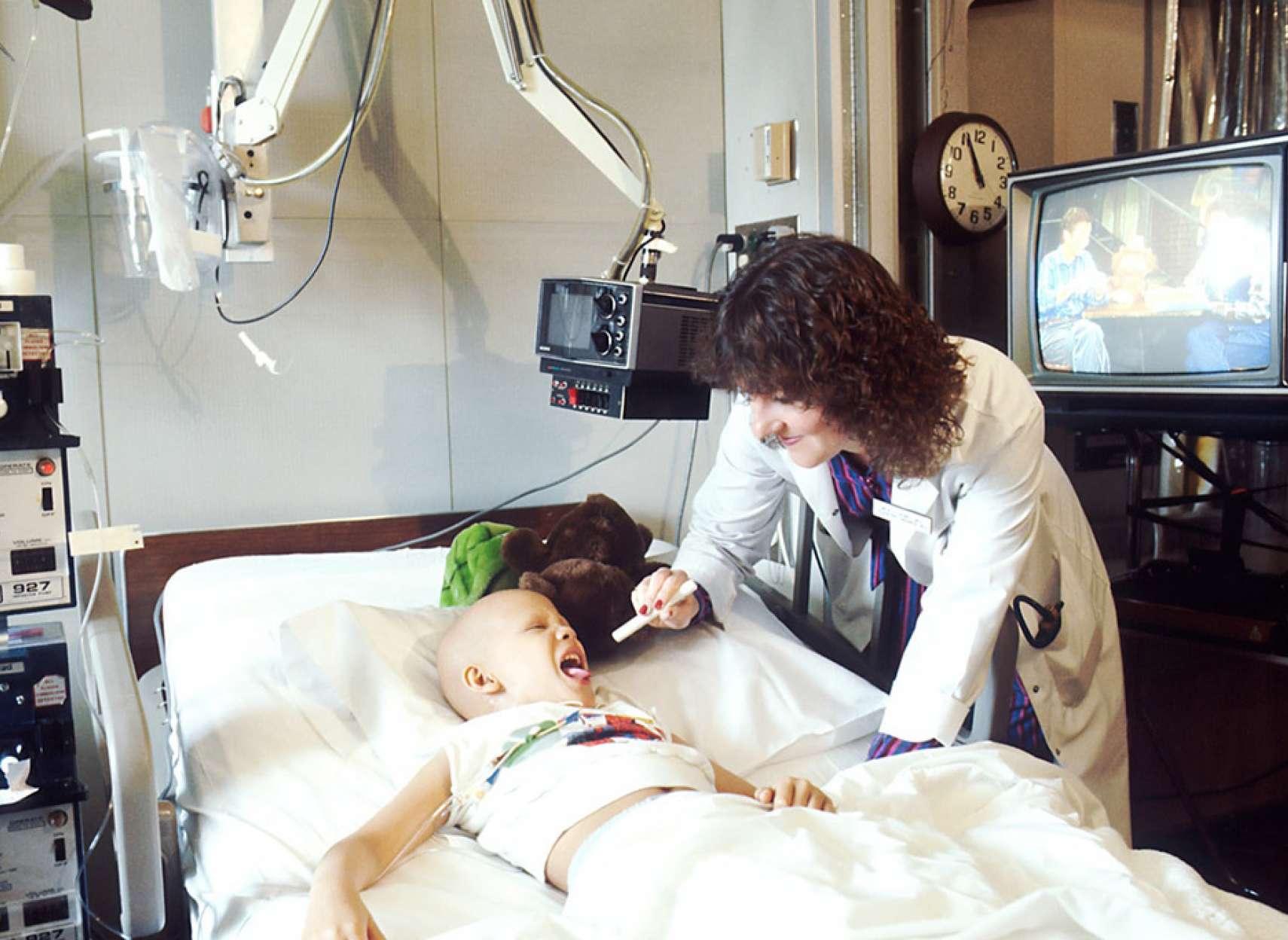 بیمه-رحیمیان-حق-تقدم-برای-بچه-ها-با-بیمه-سلامتی