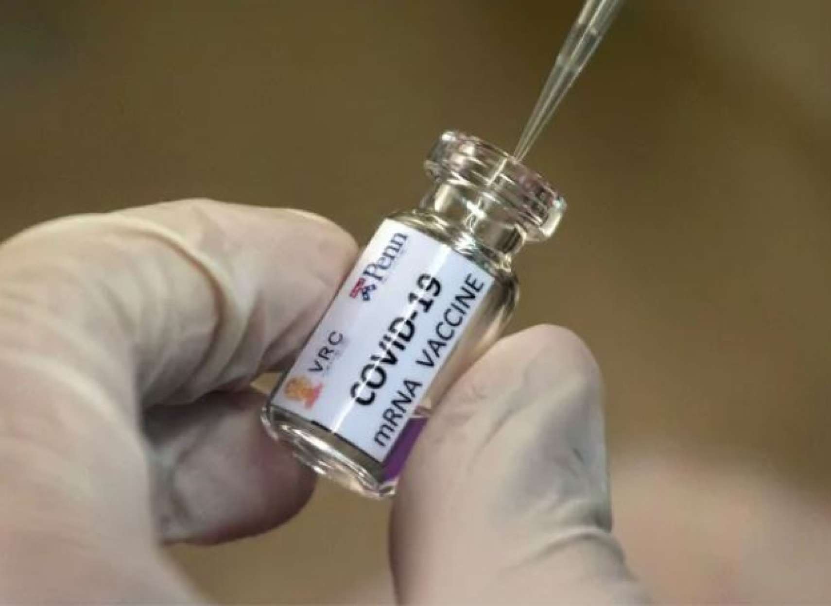 چالش‌-های-اصلی-توزیع-واکسن-کرونا-در-کانادا-مشکلات-لجستیکی-و-تفاوت-‌های-توزیع-واکسن-‌های- کرونا- و-آنفولانزا 