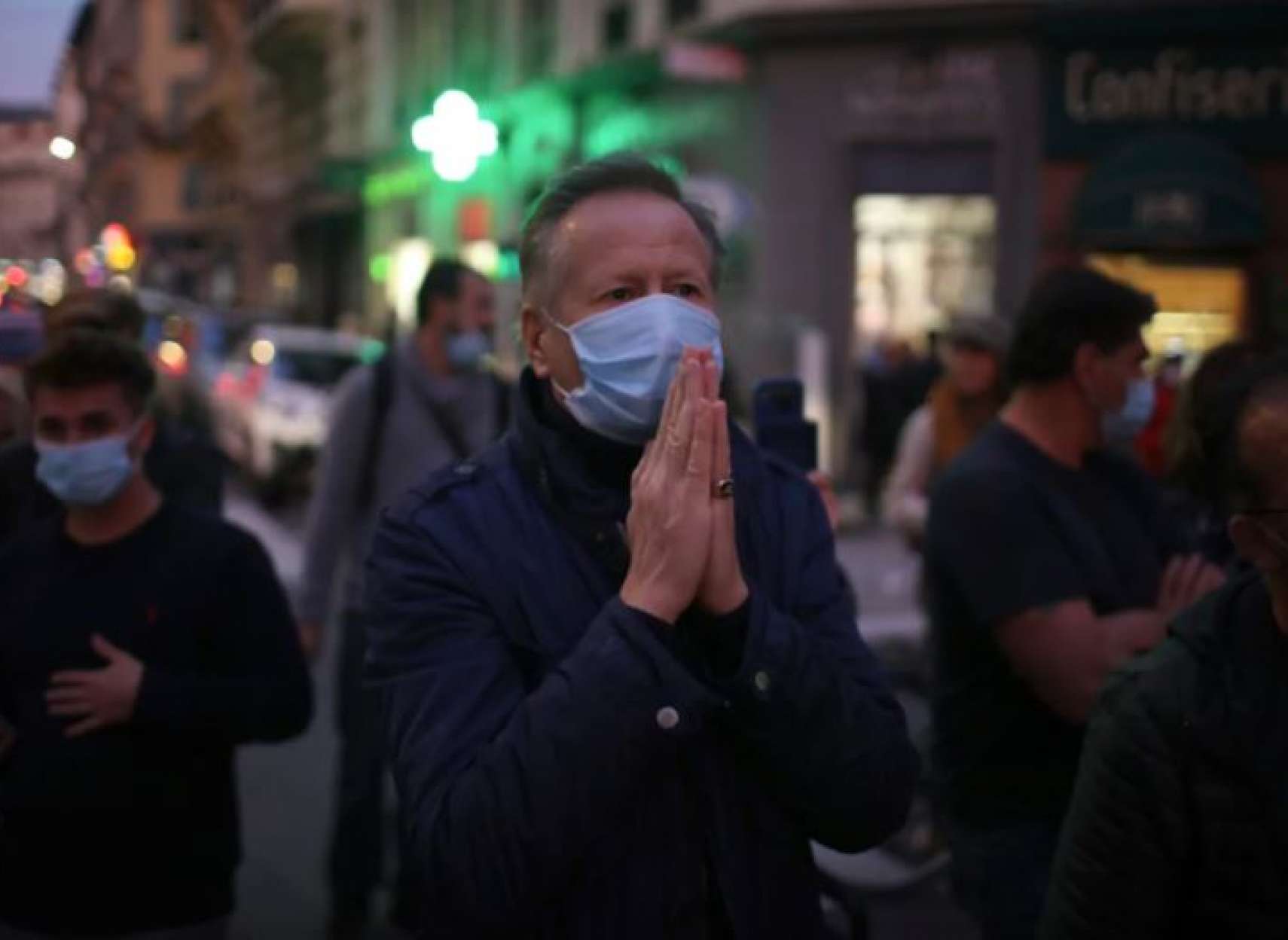 آخرین-جزییات-حادثه-تروریستی-امروز-در-فرانسه- ترودو-با-مردم-فرانسه-در برابر-خشونت-همبستگی-داریم