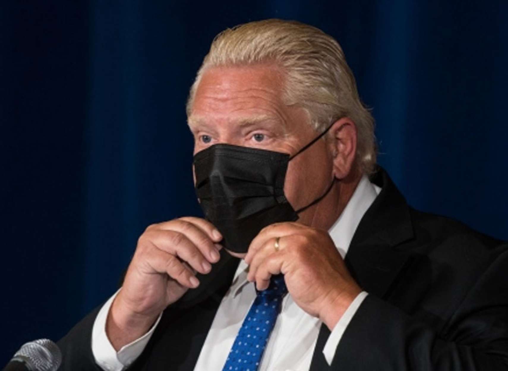 خبر-تورنتو-فورد-همه-محدویت-های-کرونا-از-جمله-زدن-ماسک-را-ماه-مارچ-بر-می-دارم