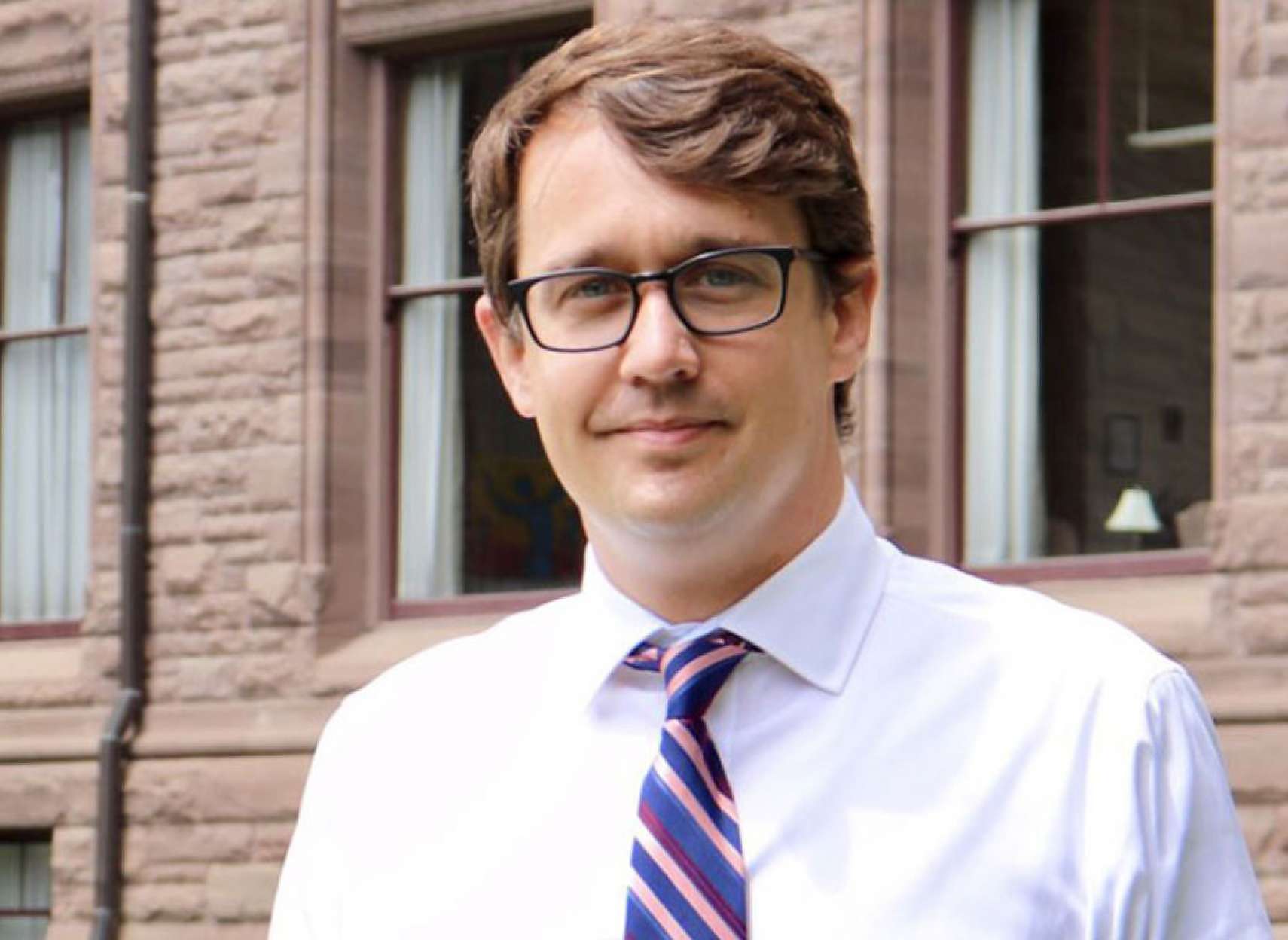 خبر-تورنتو-مهندسین-مهاجر-انتاریو-تایید-مدرک-برای-کار-حرفه-ای-نیاز-تجربه-کاری-کانادایی