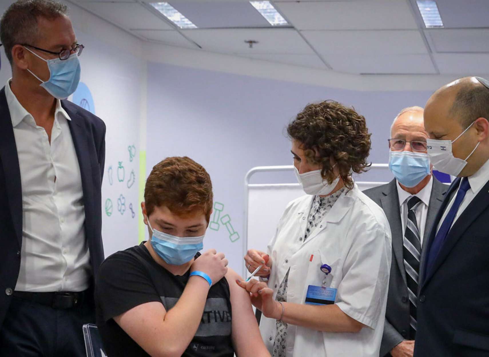 خبر-جهان-اسرائیل-فایزر-مقابل-کرونای-دلتا-کارایی-ندارد-مدرنا-می-زنیم