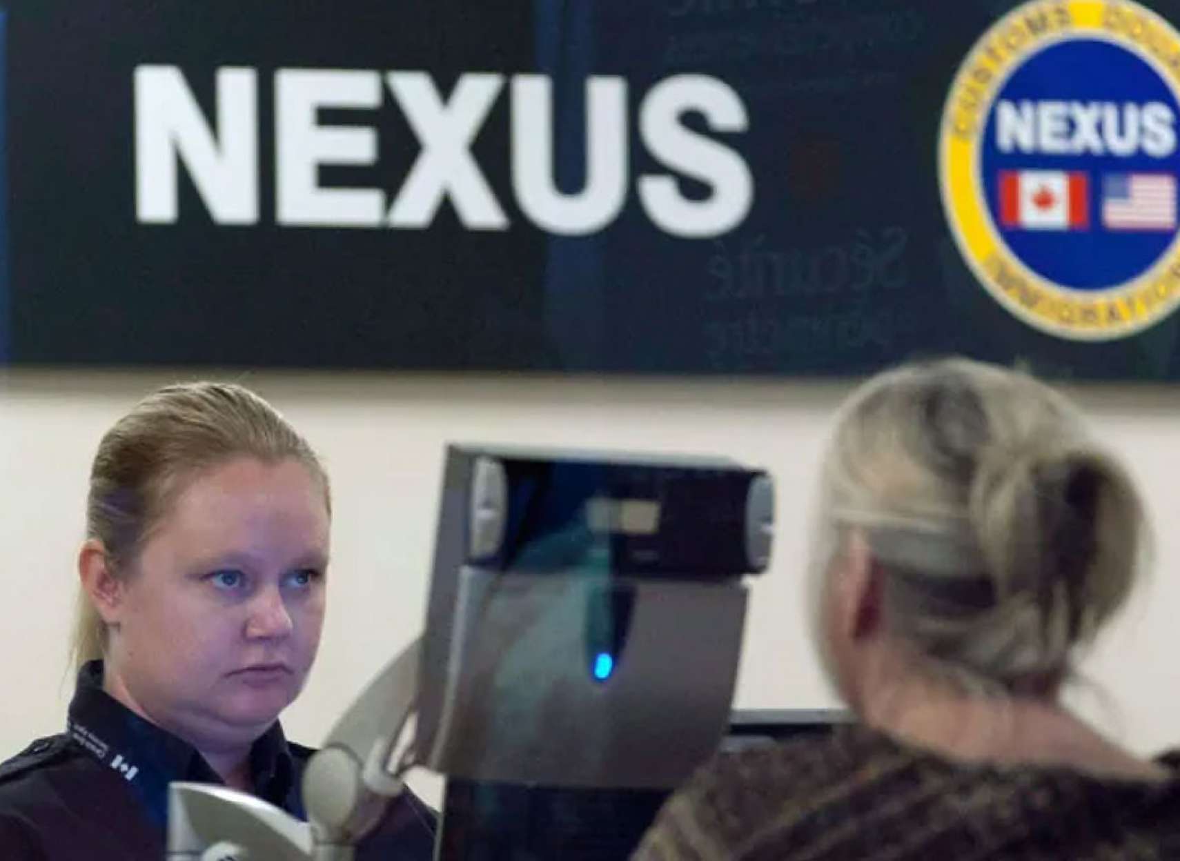 خبر-کانادا-آمریکا-کارت-عبور-مرزی-هزاران-کانادایی-را-باطل-کرده-است