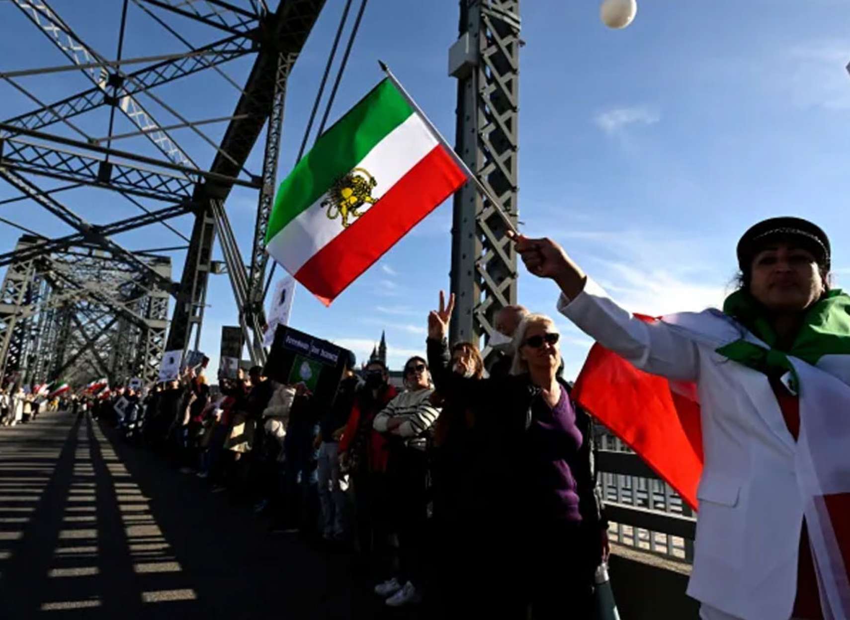 خبر-کانادا-آژانس-جاسوسی-کانادا-انگلیس-بررسی-تهدیدات-مرگ-حکومت-ایران-علیه-مخالفان-در-خارج